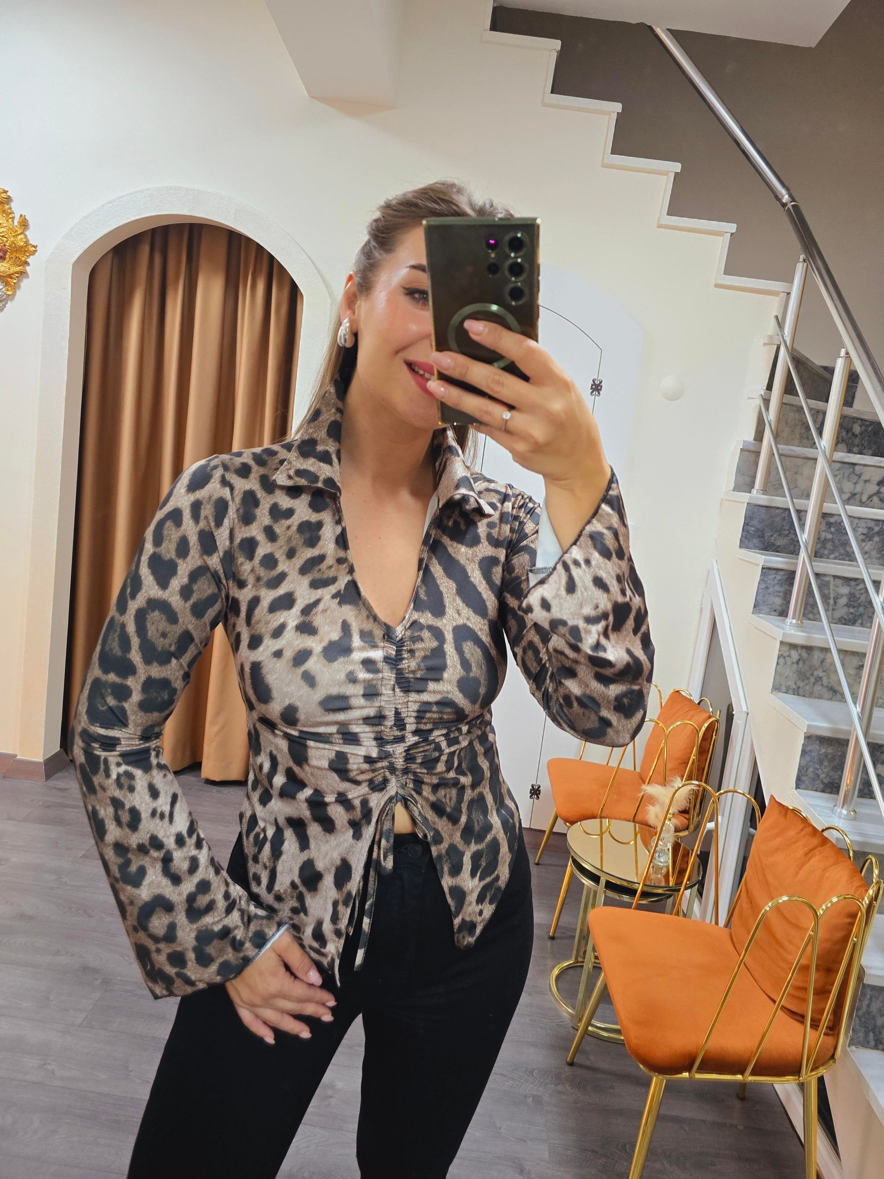 LEOPAR BÜZGÜLÜ BLUZ