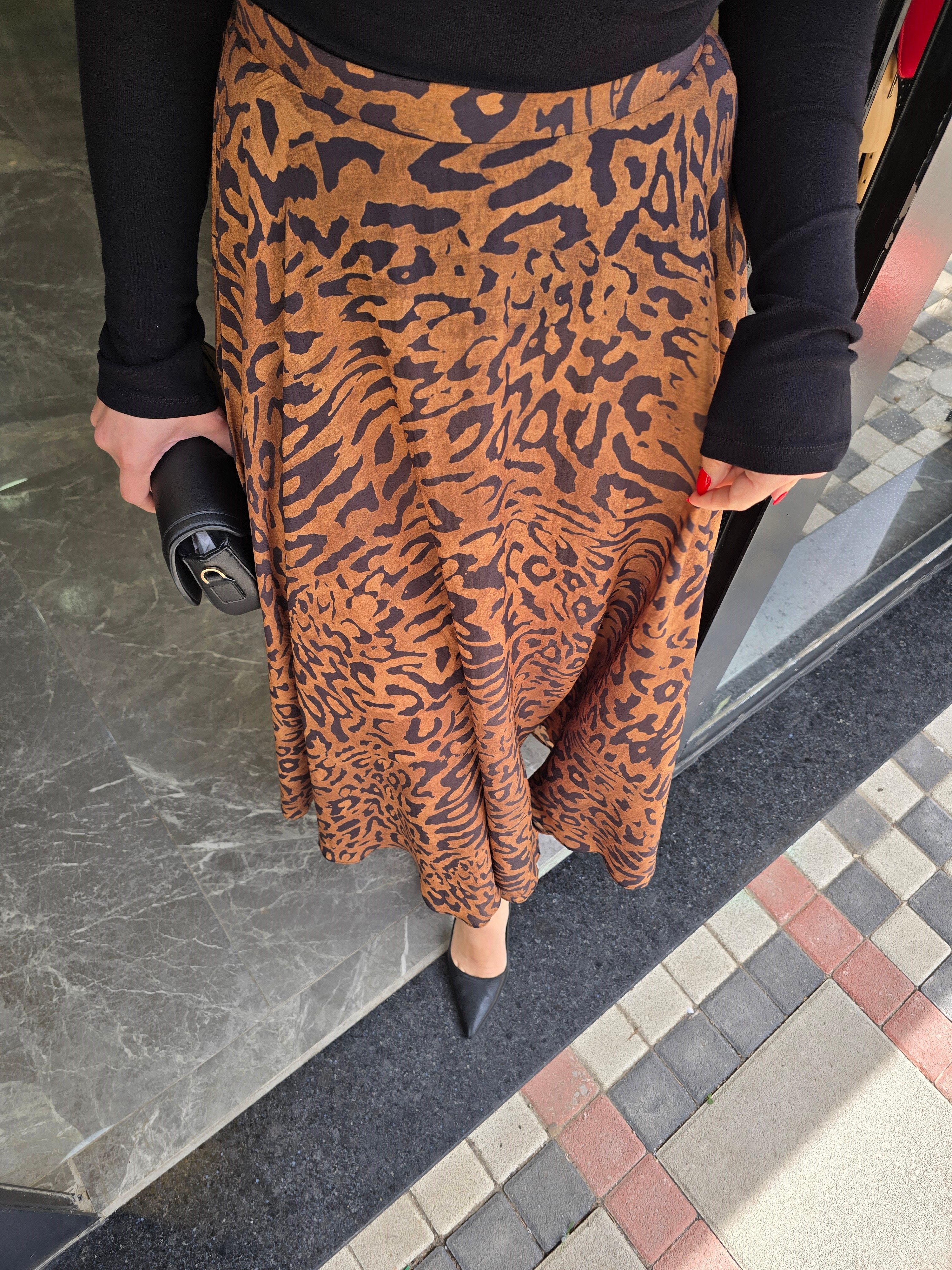 LEOPAR UZUN ETEK 