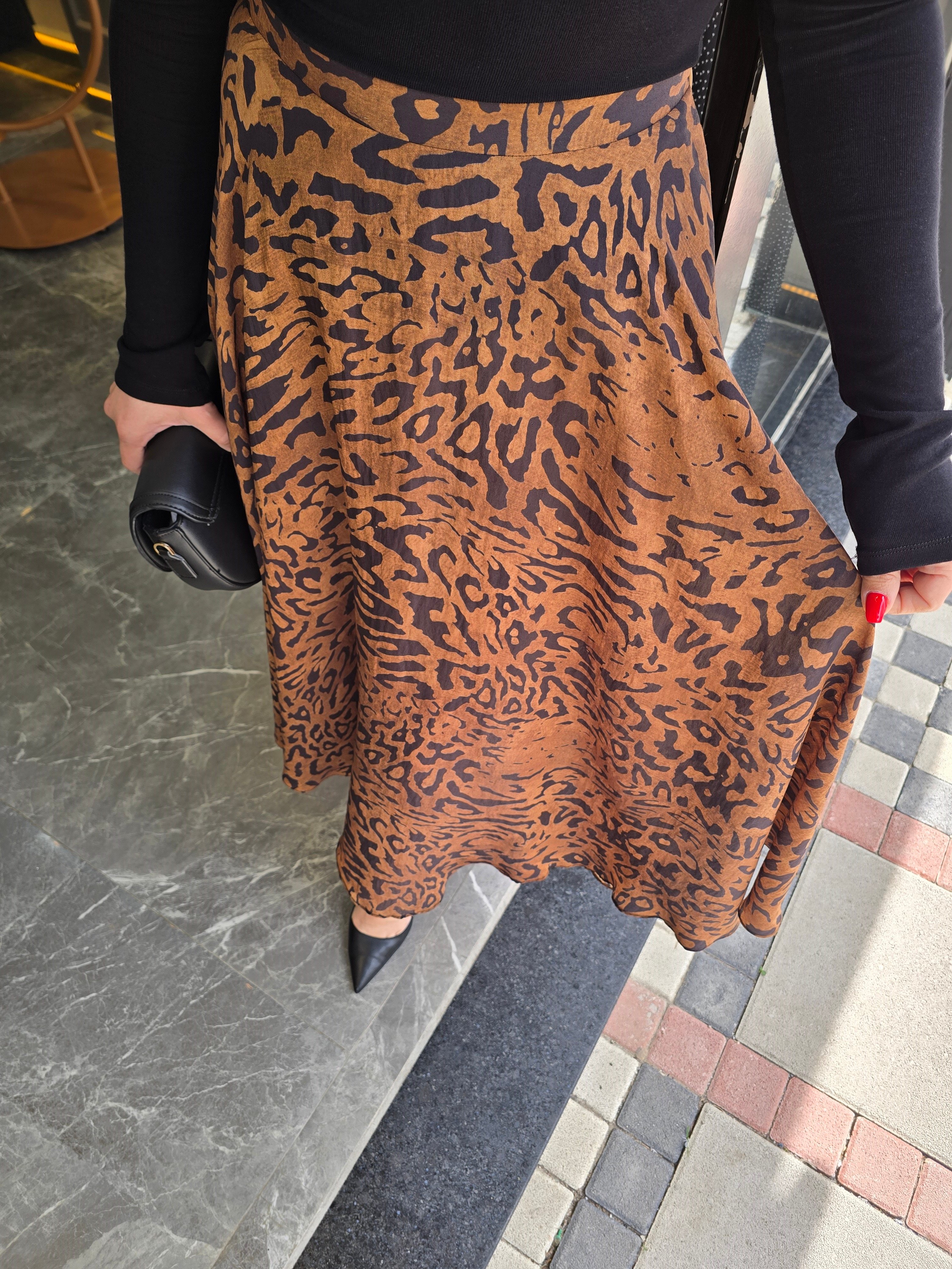 LEOPAR UZUN ETEK 