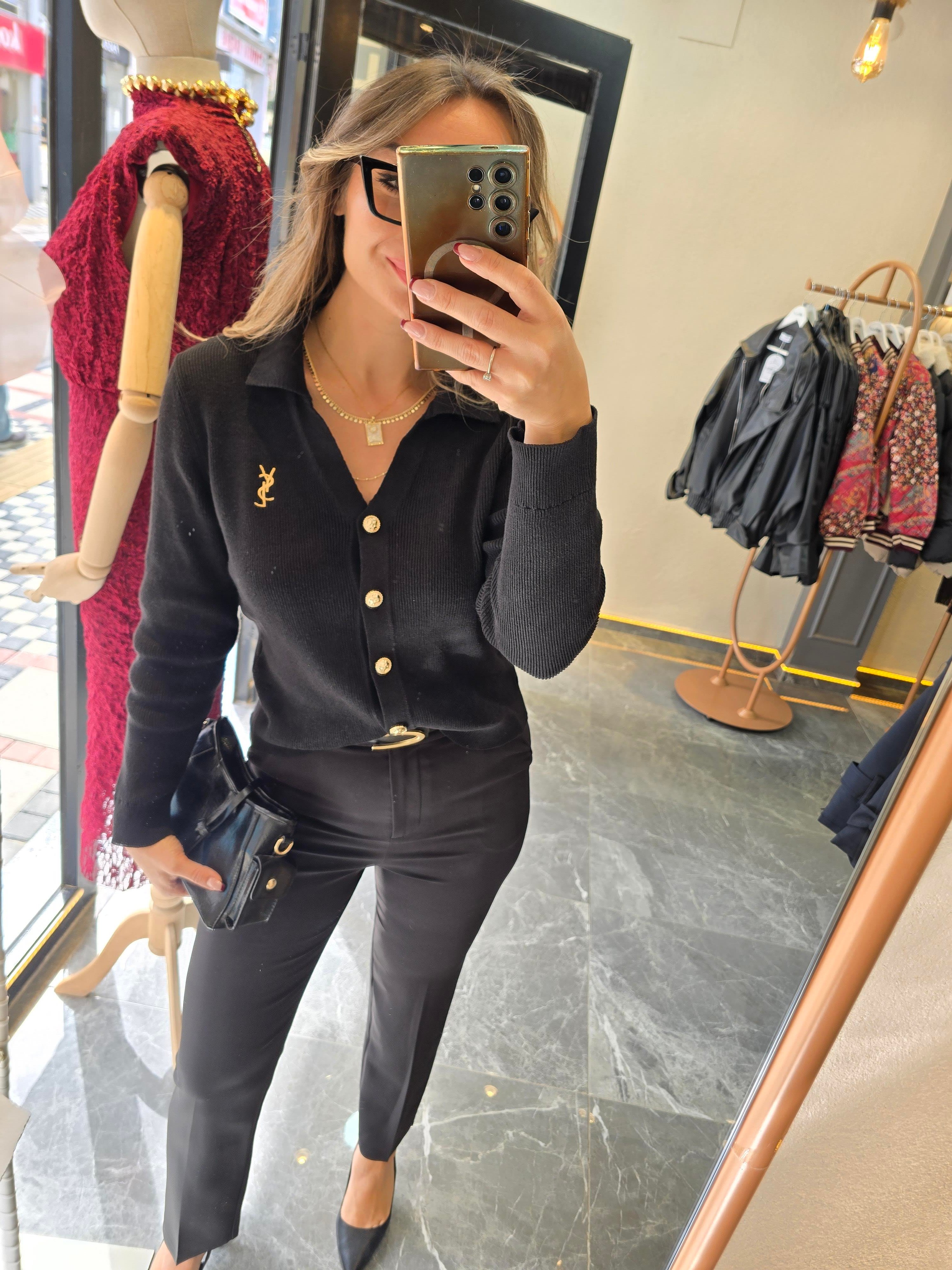 MARKA MODEL GOLD NAKIŞ İŞLEMELİ SİYAH HIRKA