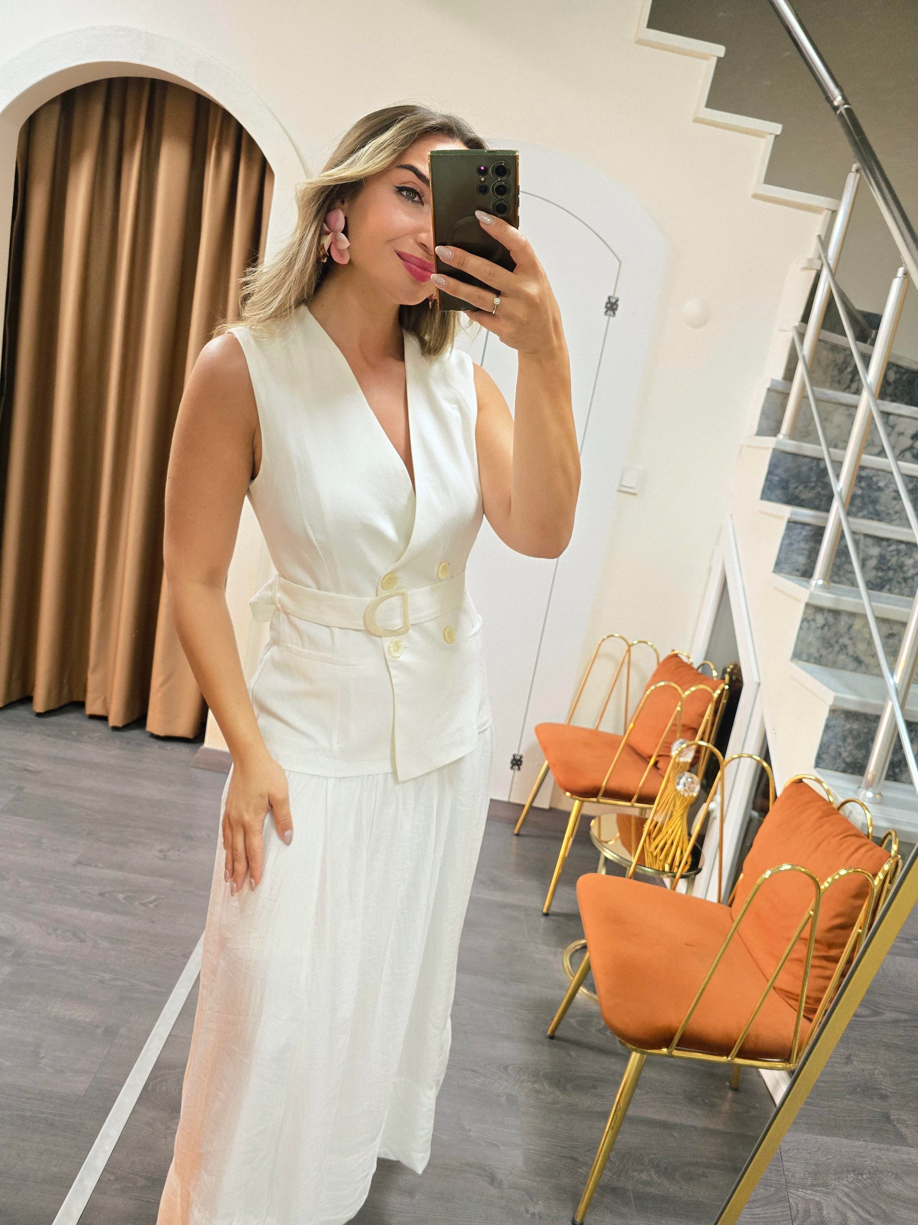 MARKA MODEL YELEKLİ ELBİSE