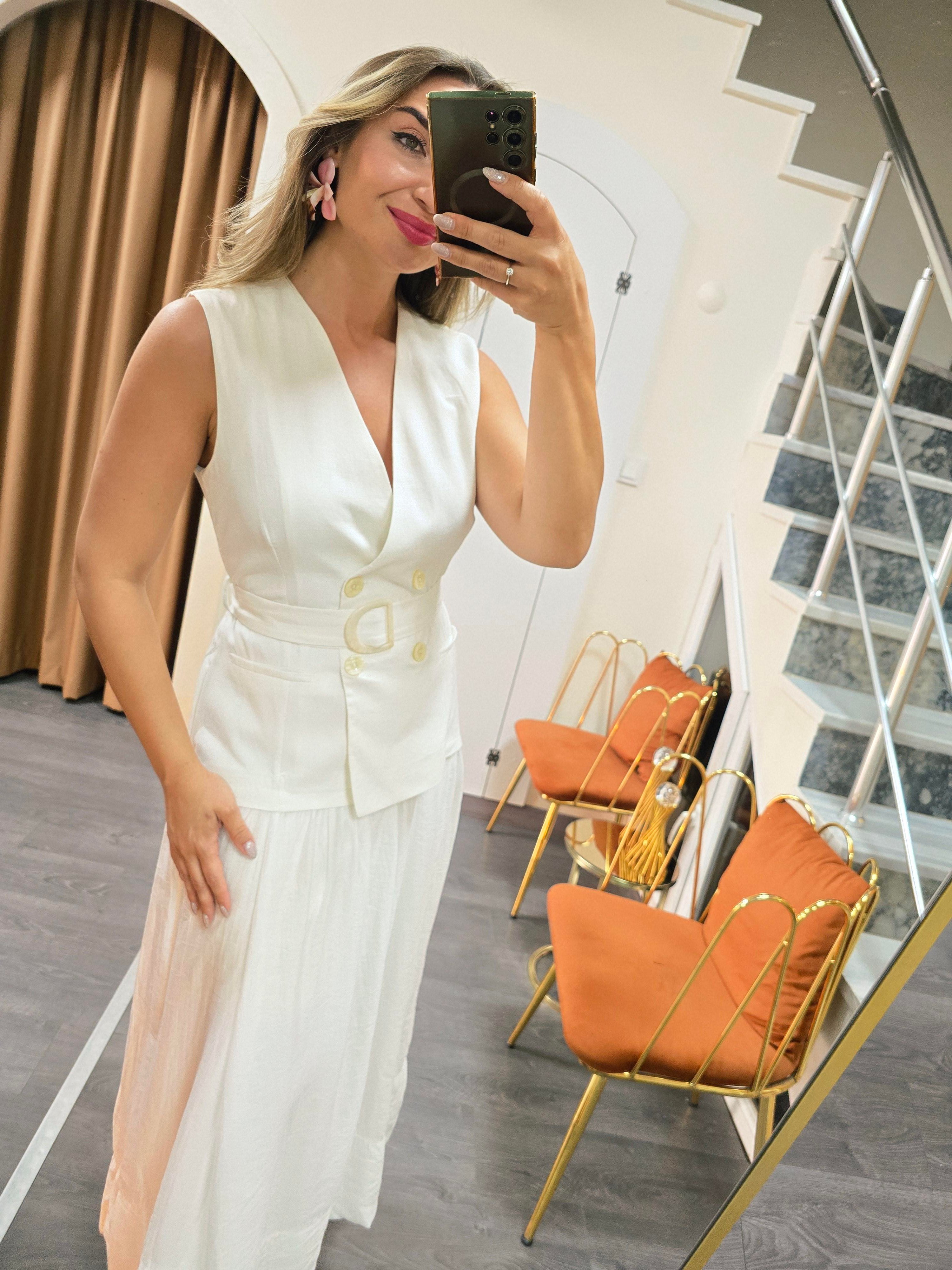 MARKA MODEL YELEKLİ ELBİSE