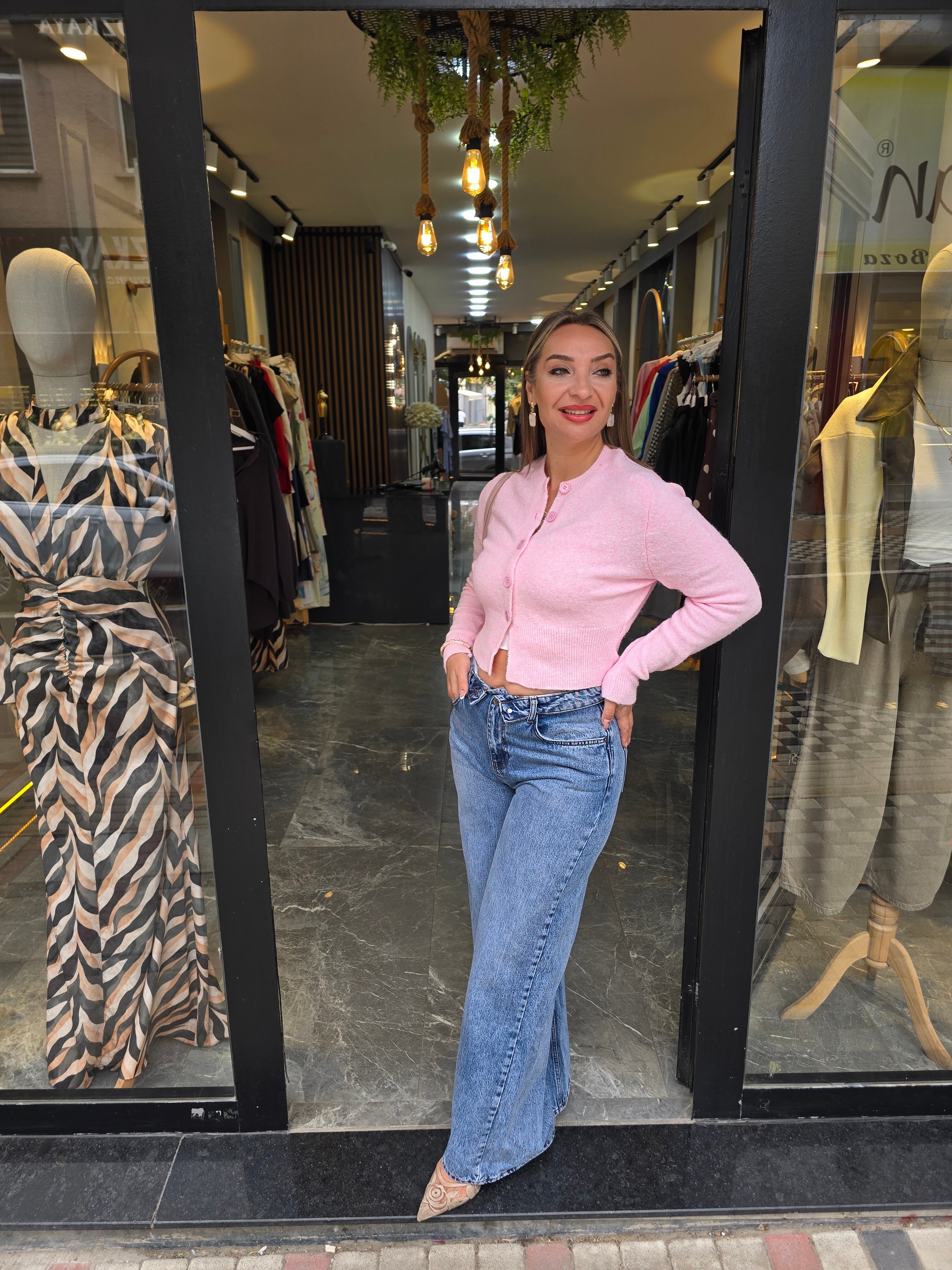 PEMBE YUMOŞ HIRKA