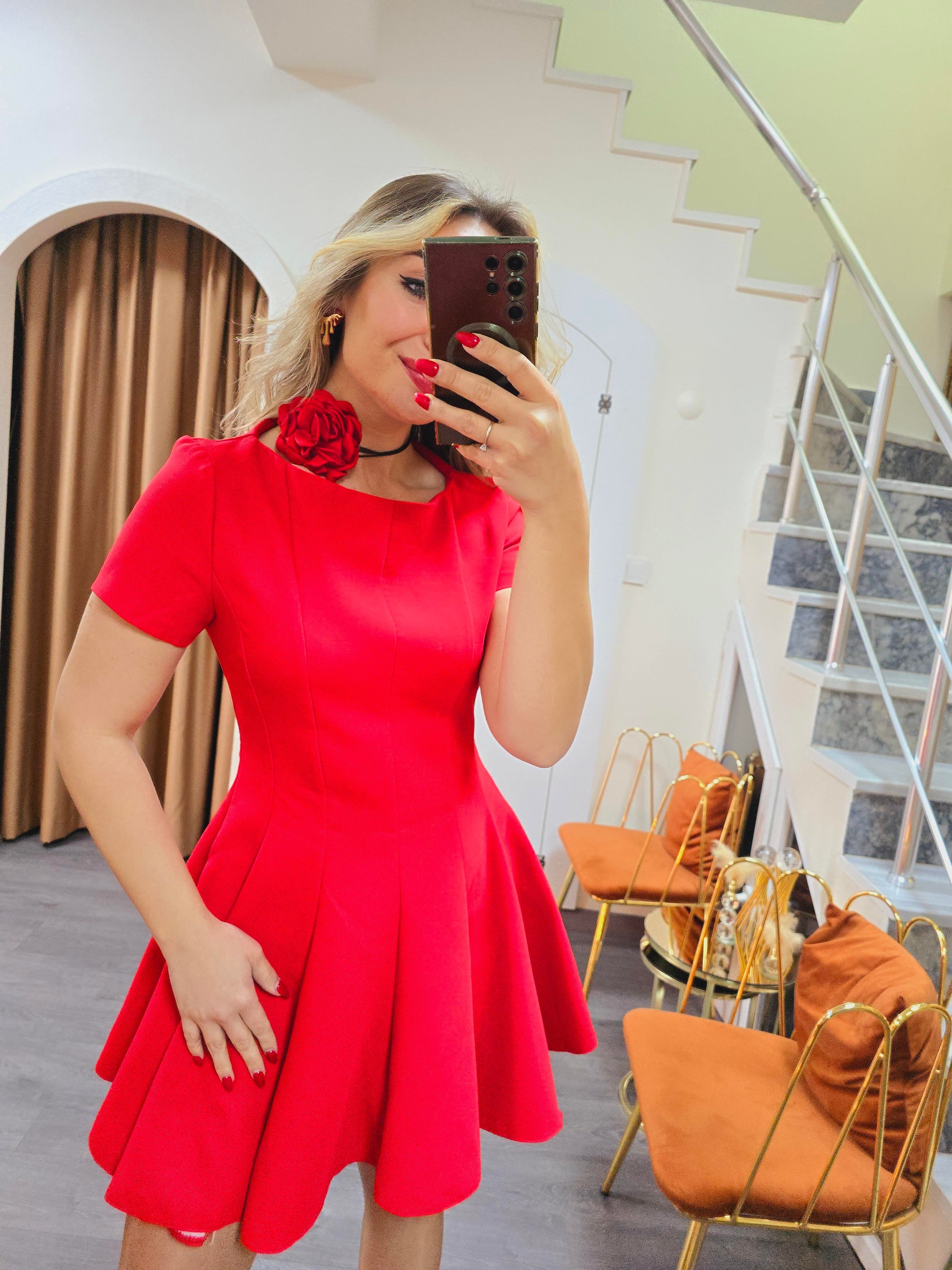ROSE KIRMIZI ELBİSE