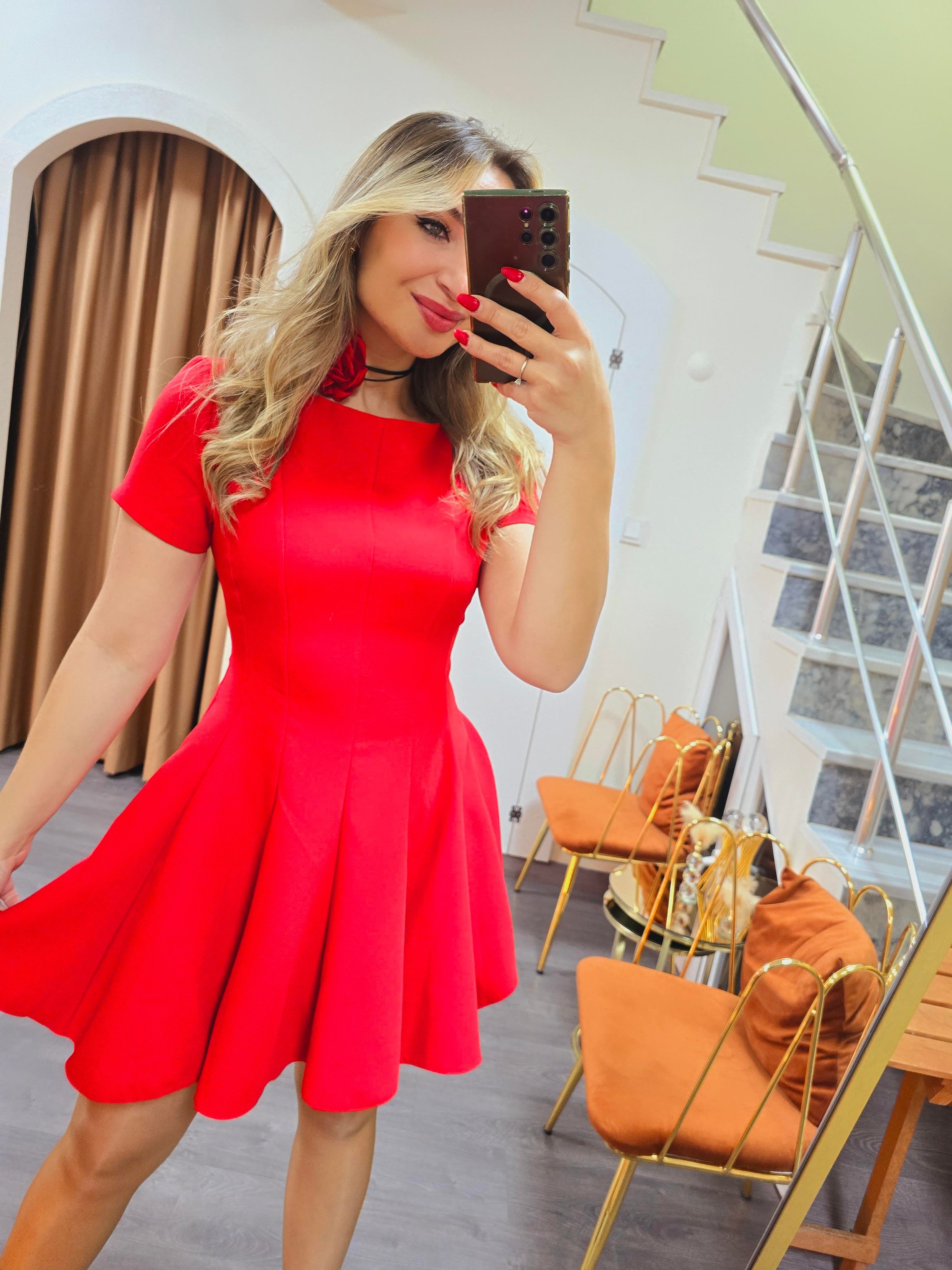 ROSE KIRMIZI ELBİSE