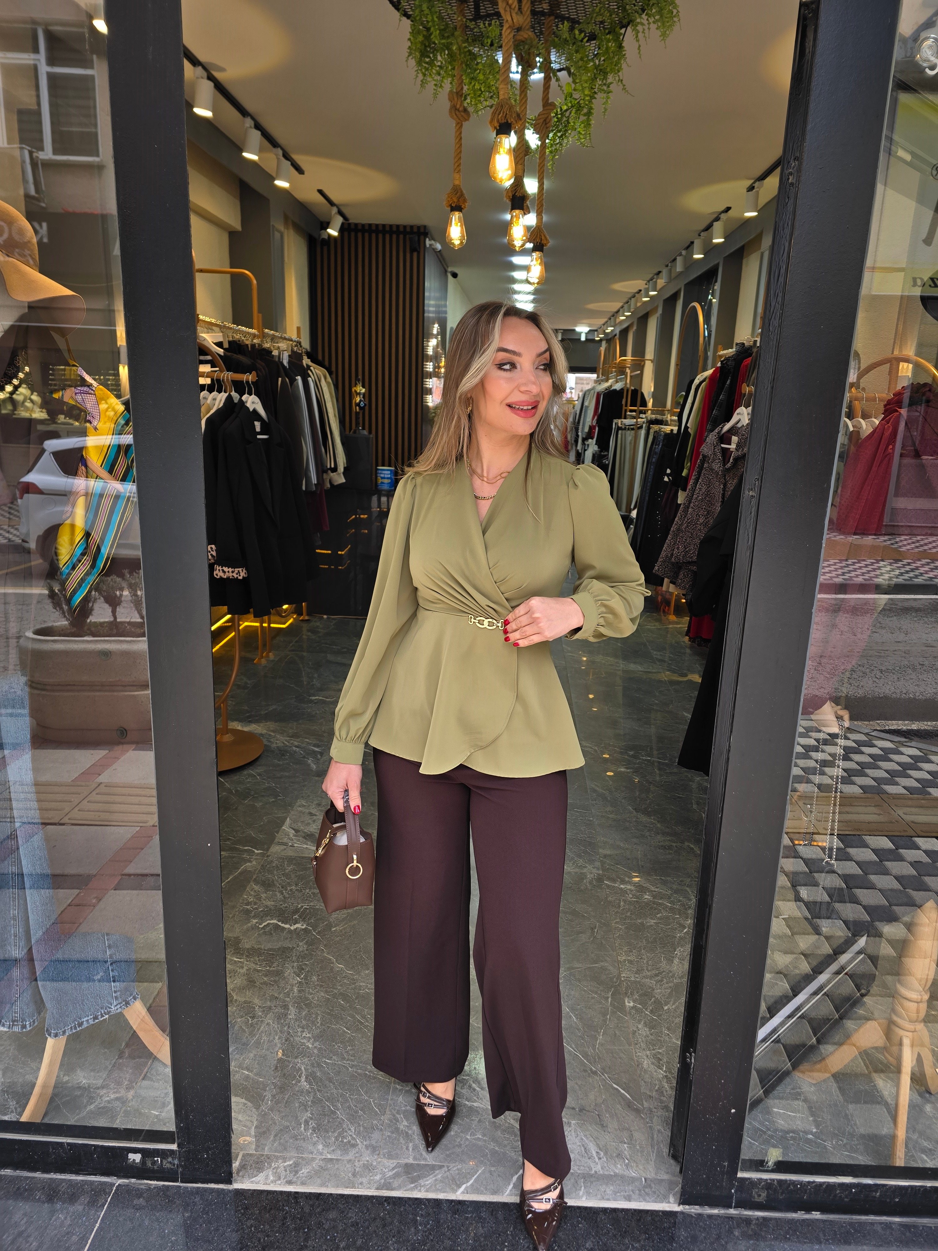 YEŞİL KRUVAZE BLUZ 