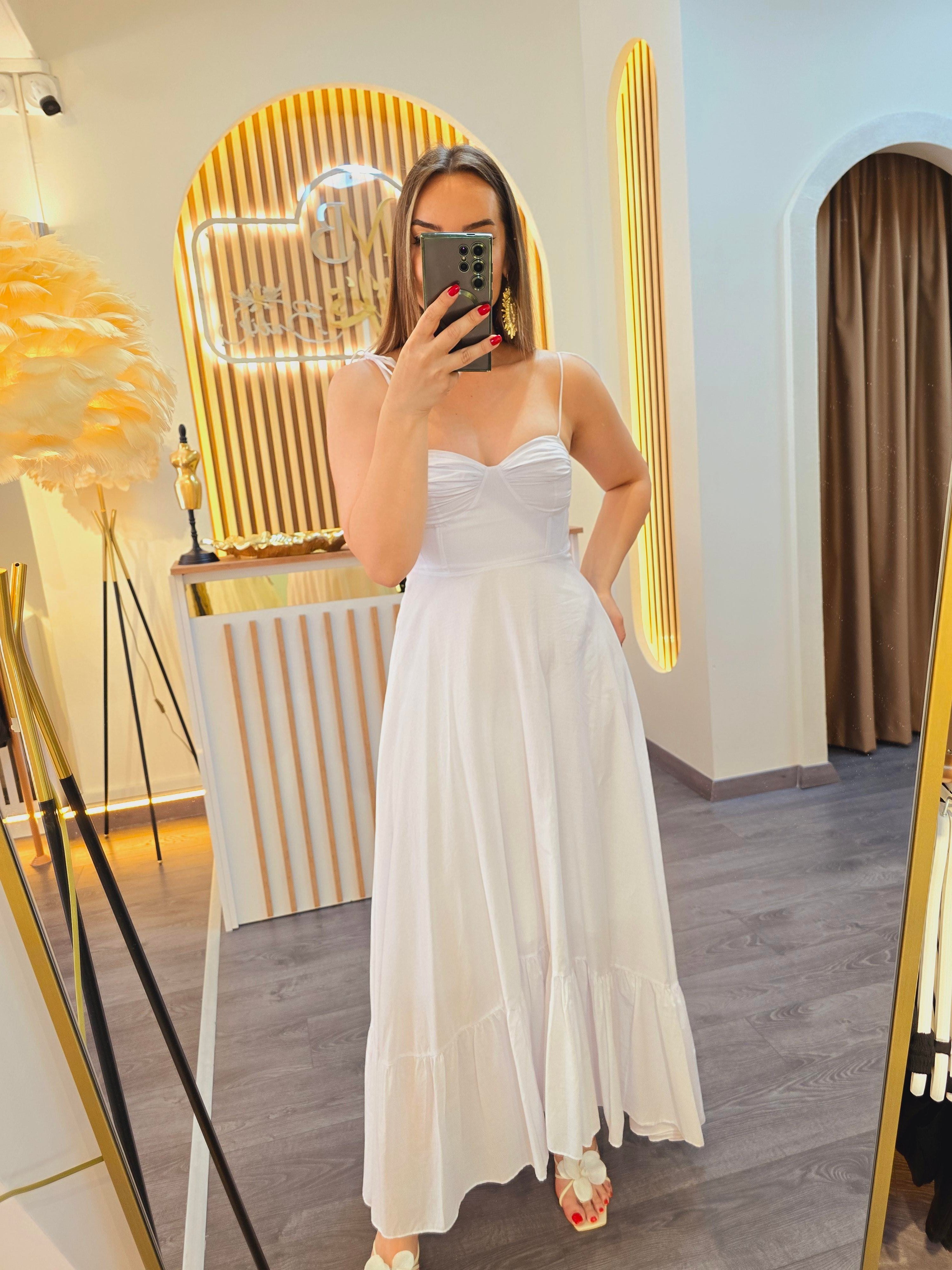 ZARA MODEL BEYAZ İP ASKILI ELBİSE
