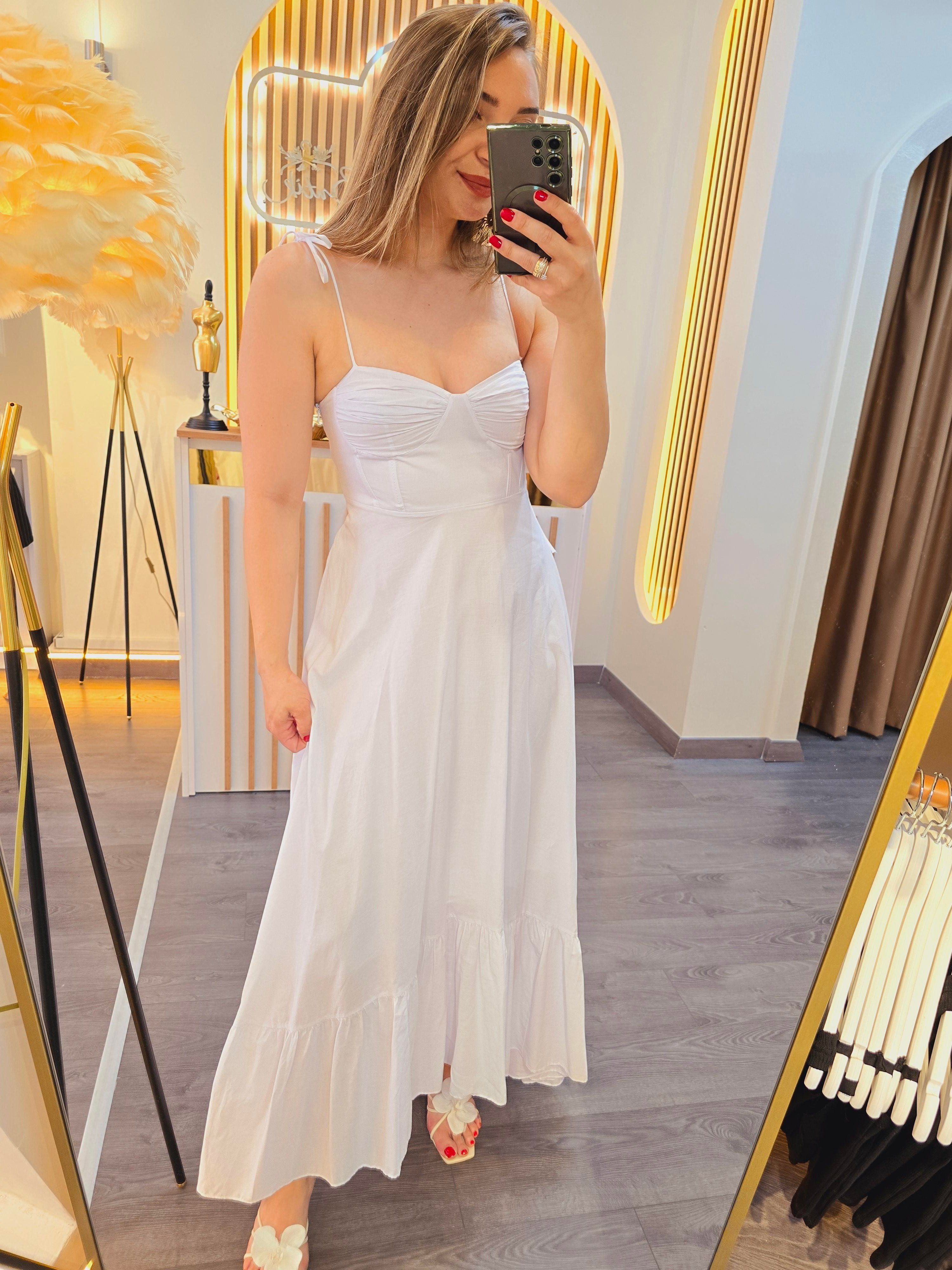 ZARA MODEL BEYAZ İP ASKILI ELBİSE