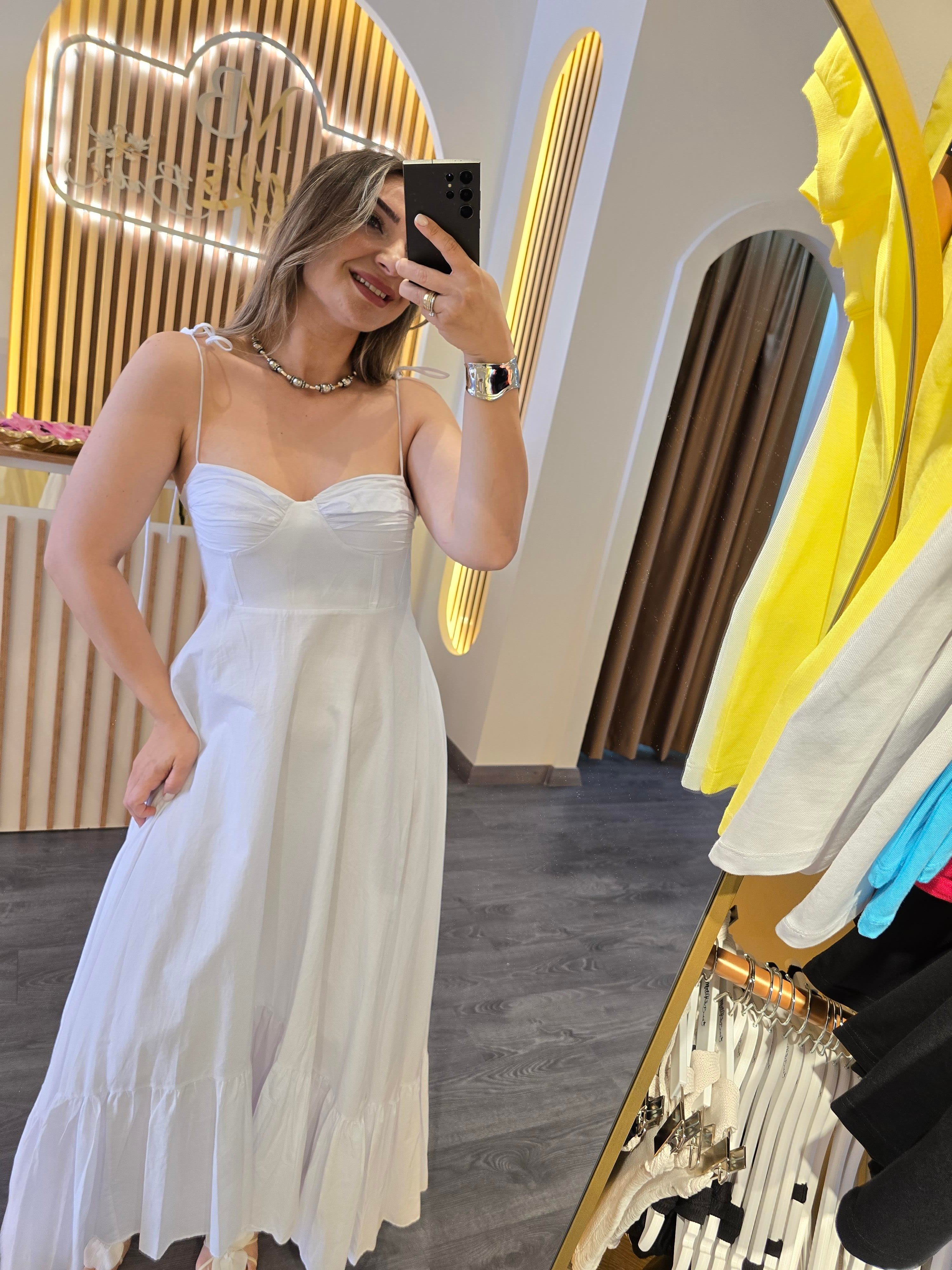 ZARA MODEL BEYAZ İP ASKILI ELBİSE