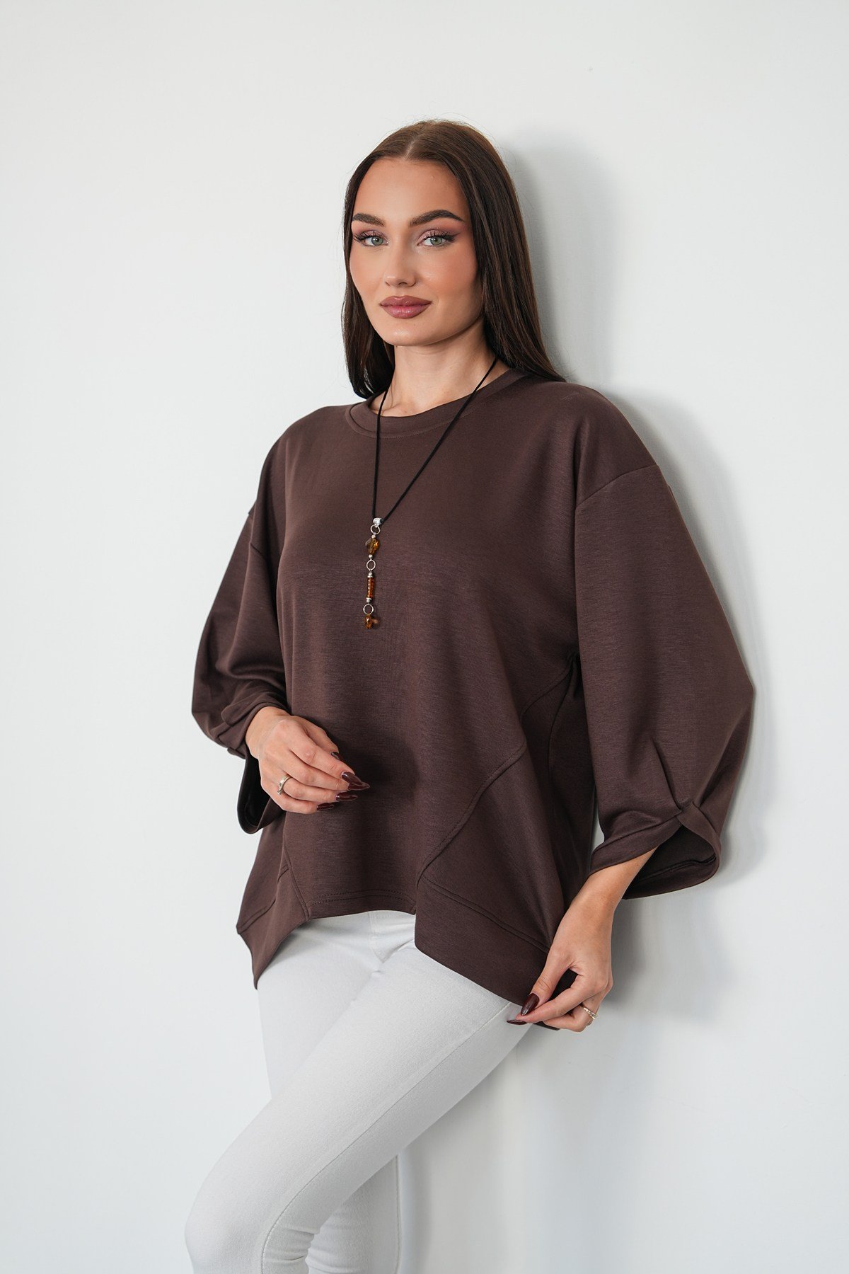 Asimetrik Dikiş Detaylı Kolyeli Sweat