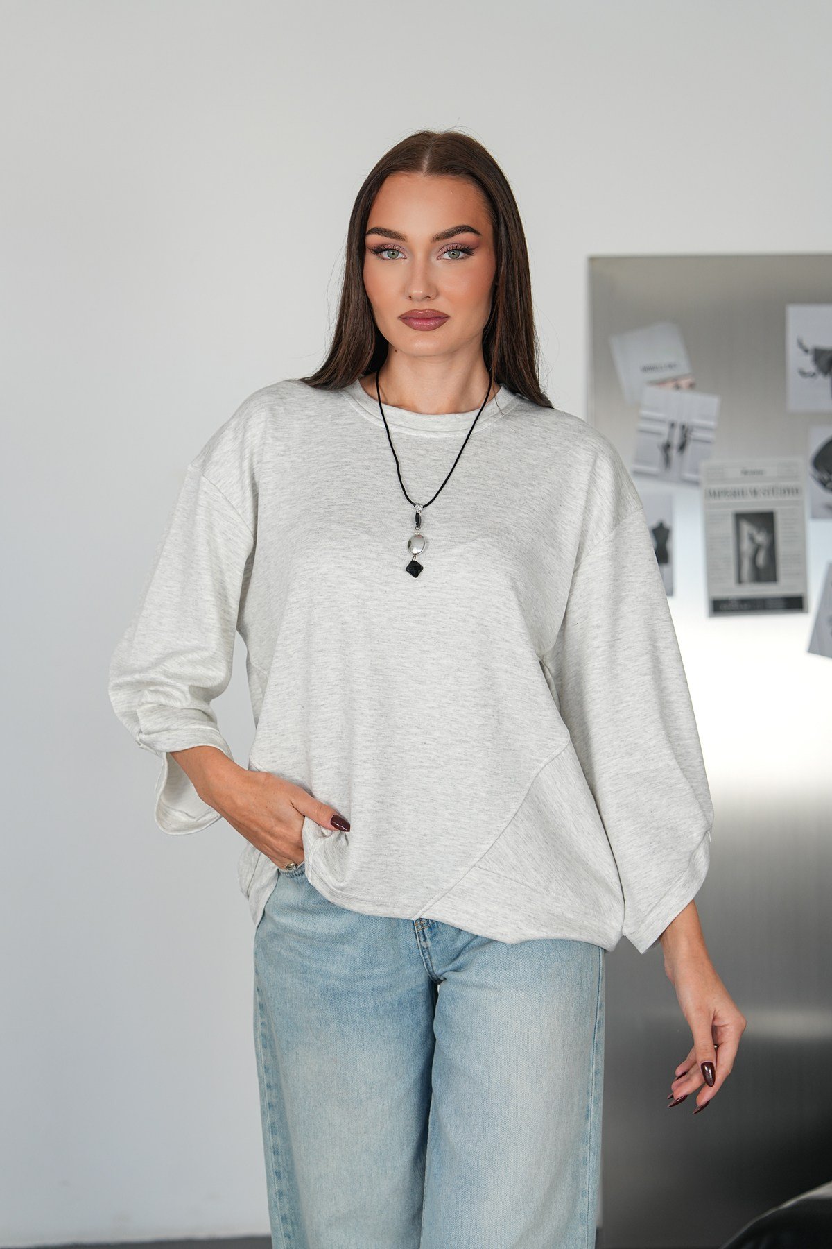 Asimetrik Dikiş Detaylı Kolyeli Sweat