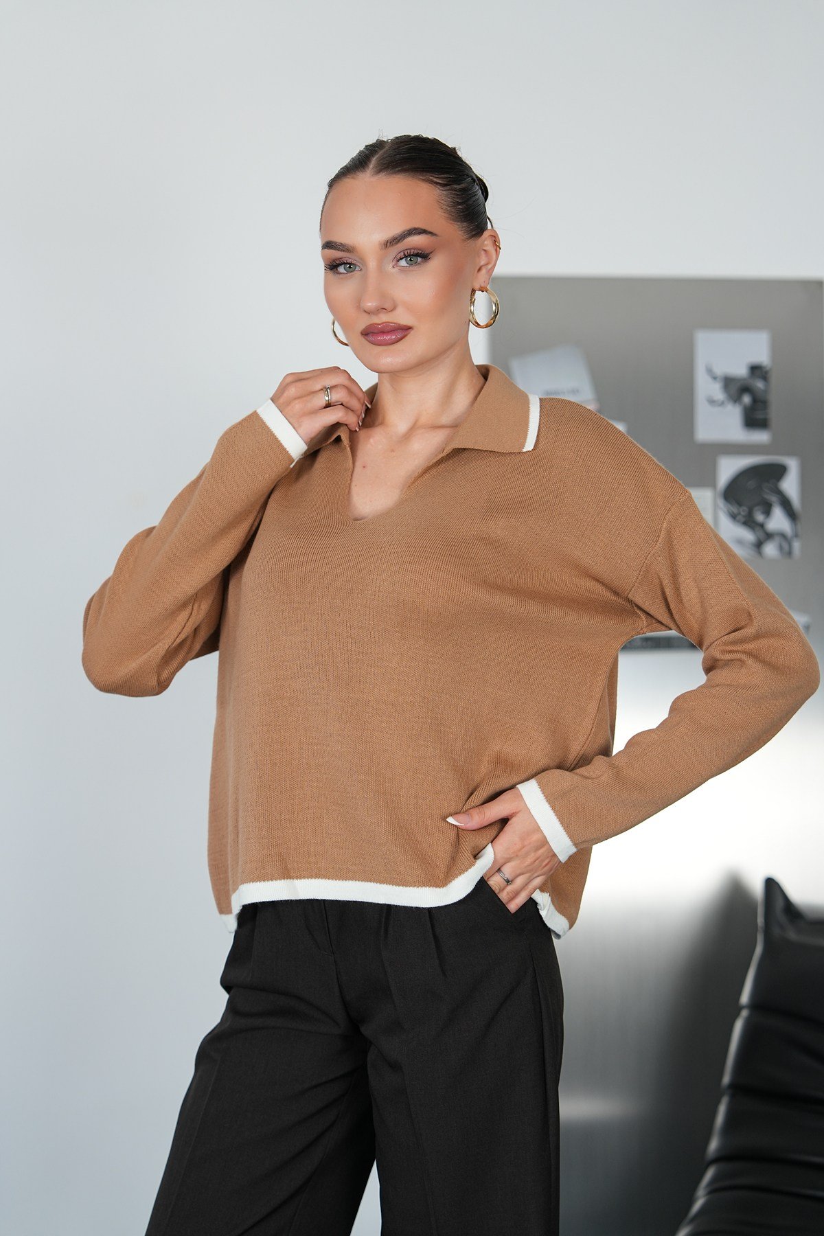 Beyaz Şeritli Polo Yaka Triko Kazak-Camel