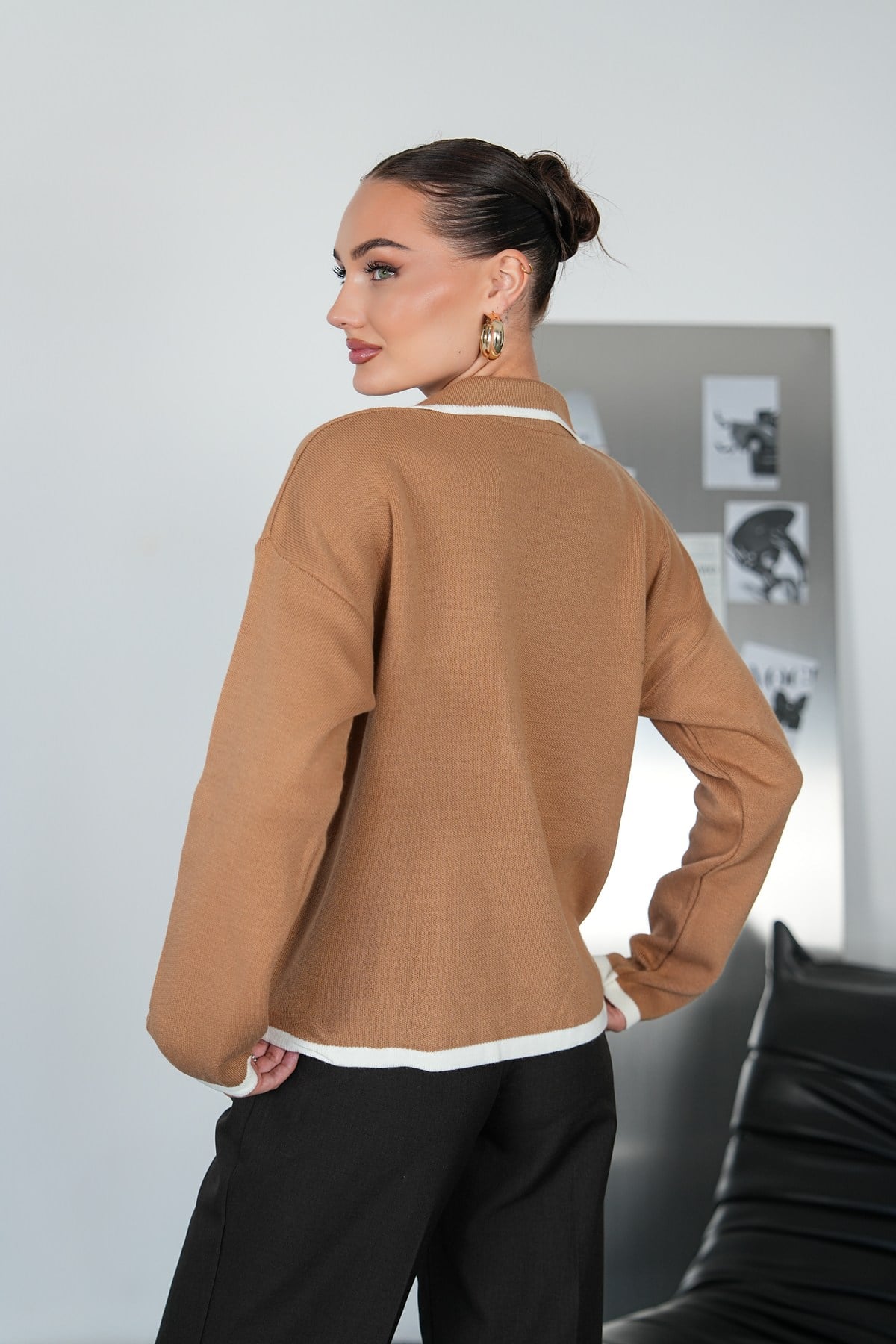 Beyaz Şeritli Polo Yaka Triko Kazak-Camel
