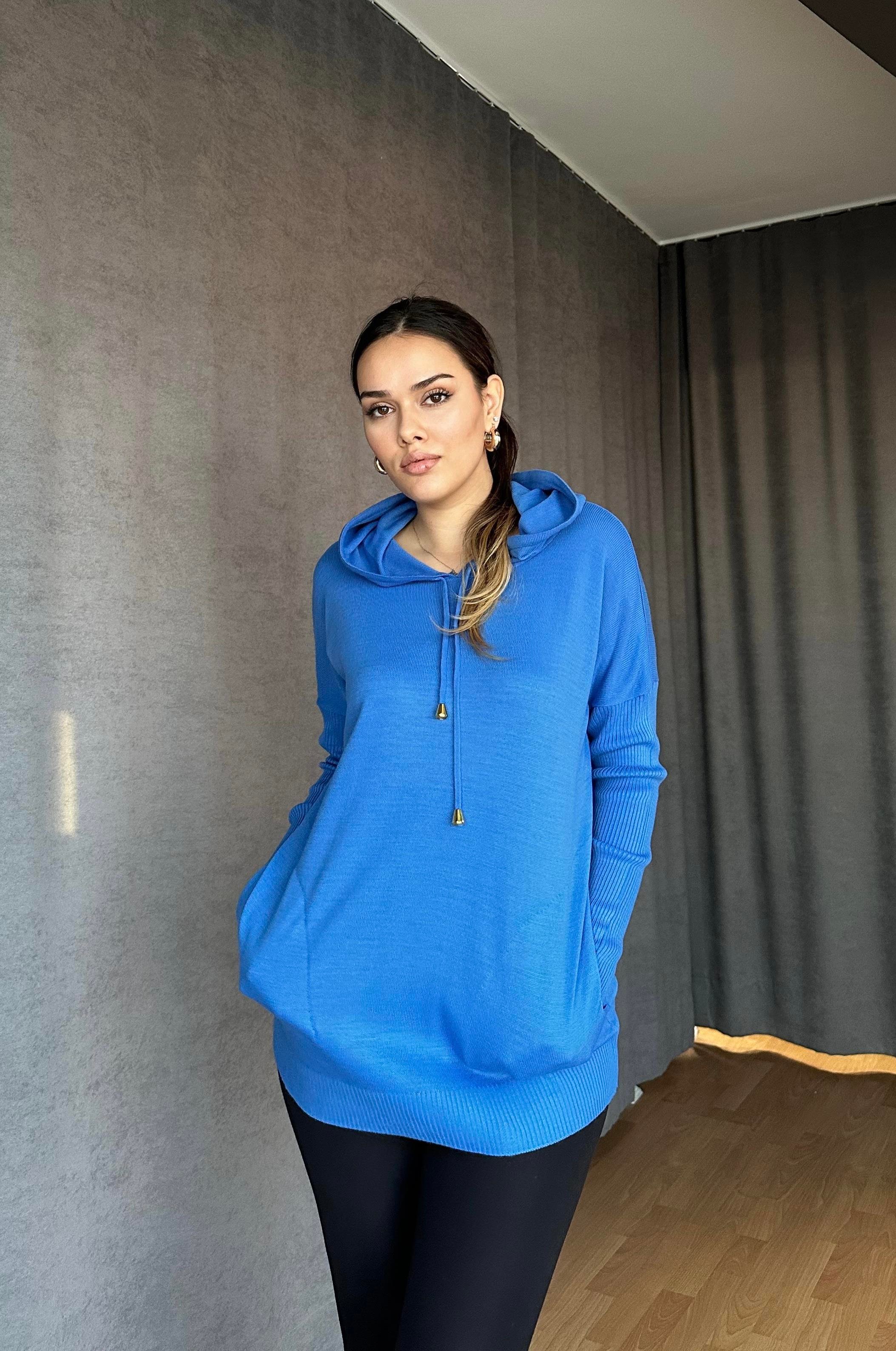 Kapüşonlu Cepli Triko Kazak Açık Mavi
