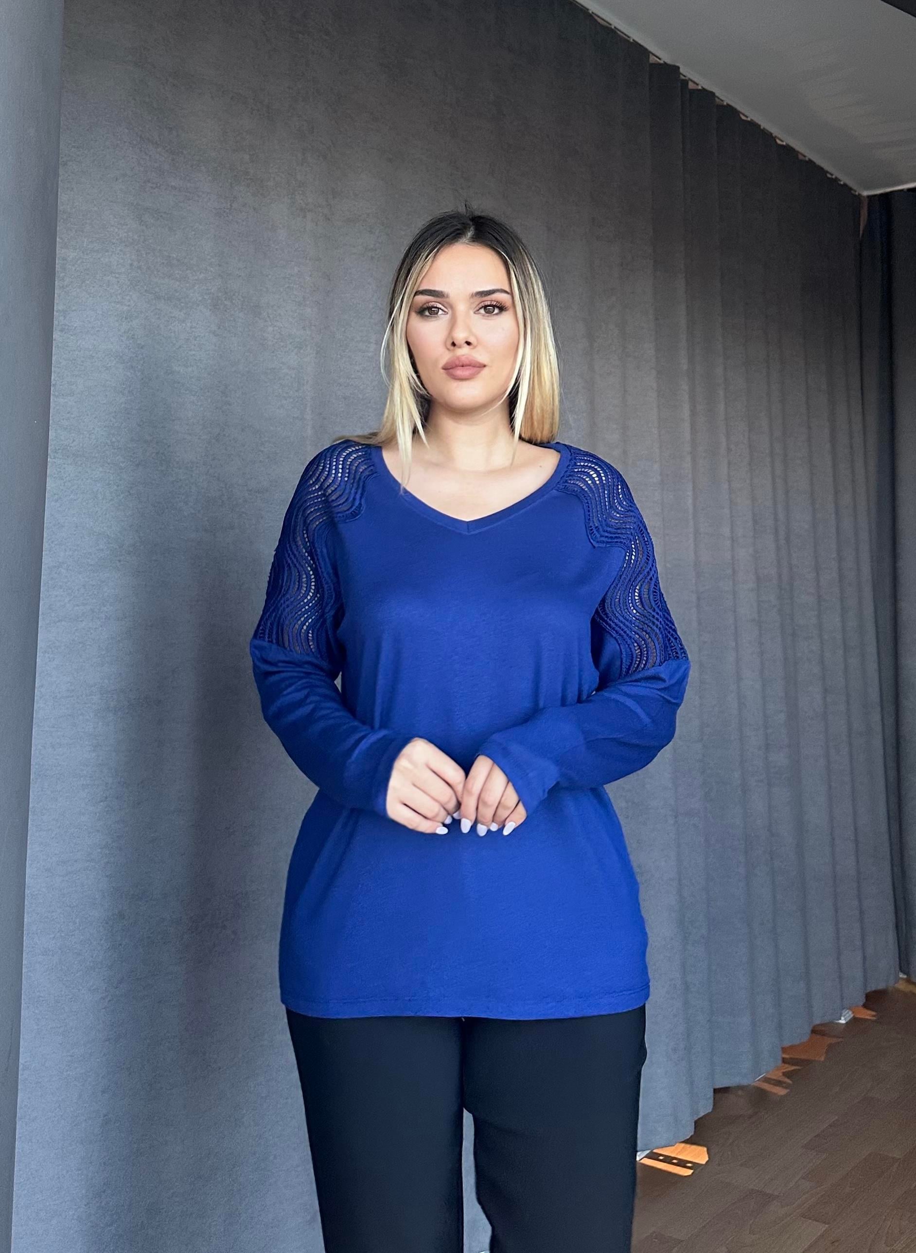 Kolları Dantelli İthal Bluz-Saks Mavi