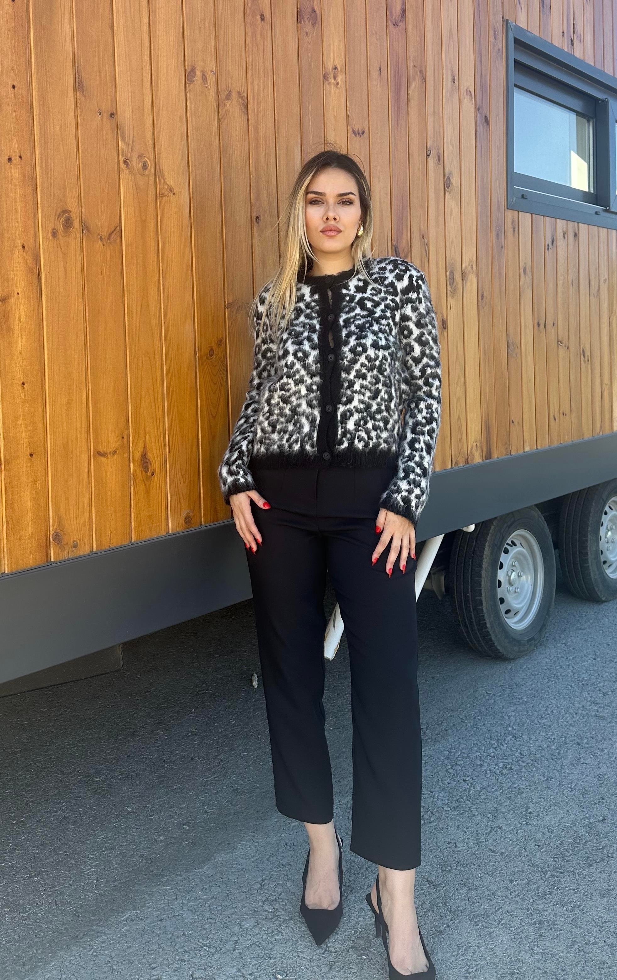 LEOPAR DESENLİ HIRKA - SİYAH - GRİ