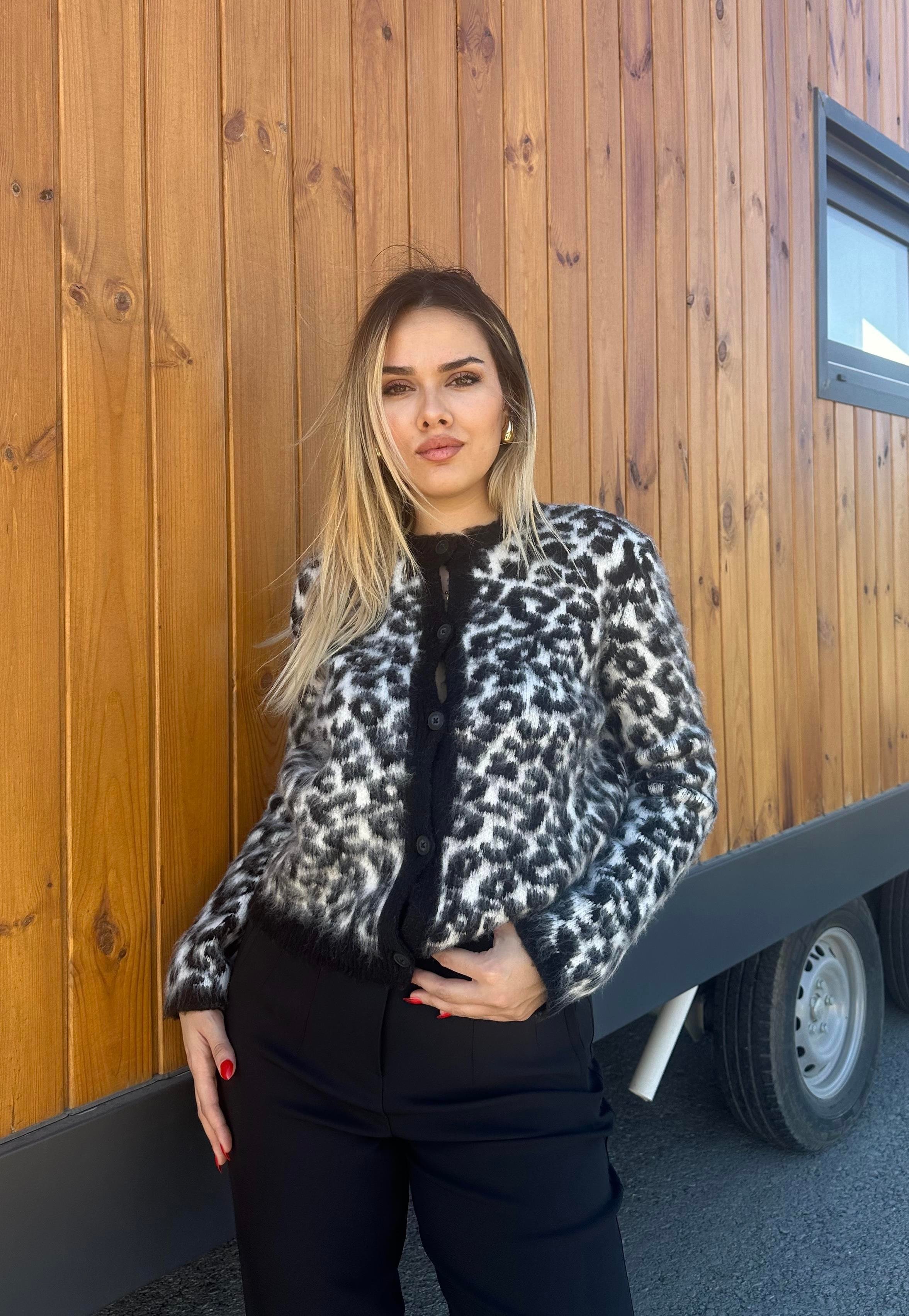 LEOPAR DESENLİ HIRKA - SİYAH - GRİ