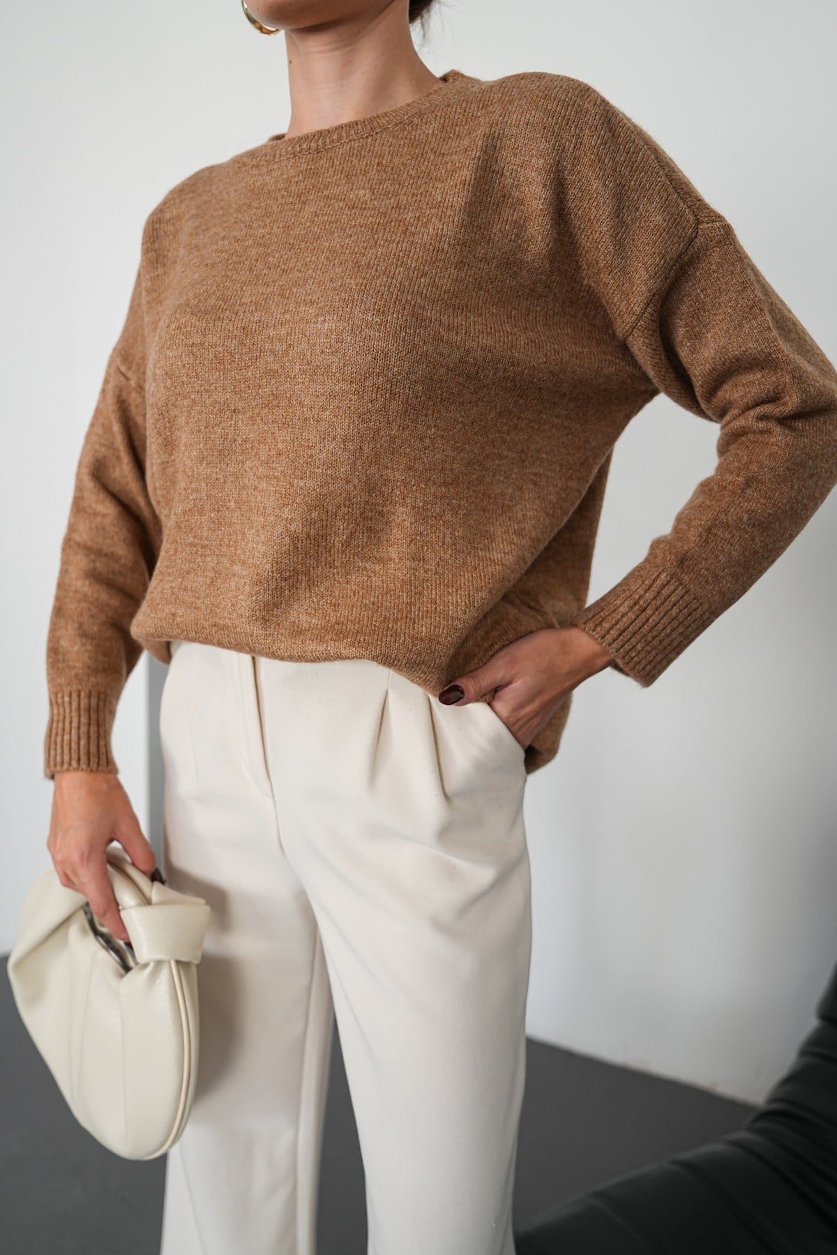Lüx Kalite Oversize Basic Yumoş Kazak-Camel