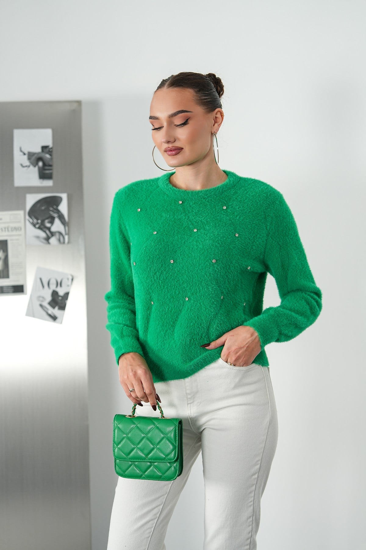 Taş Detaylı Soft Triko Kazak