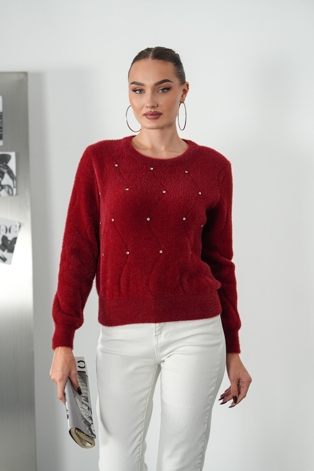 Taş Detaylı Soft Triko Kazak