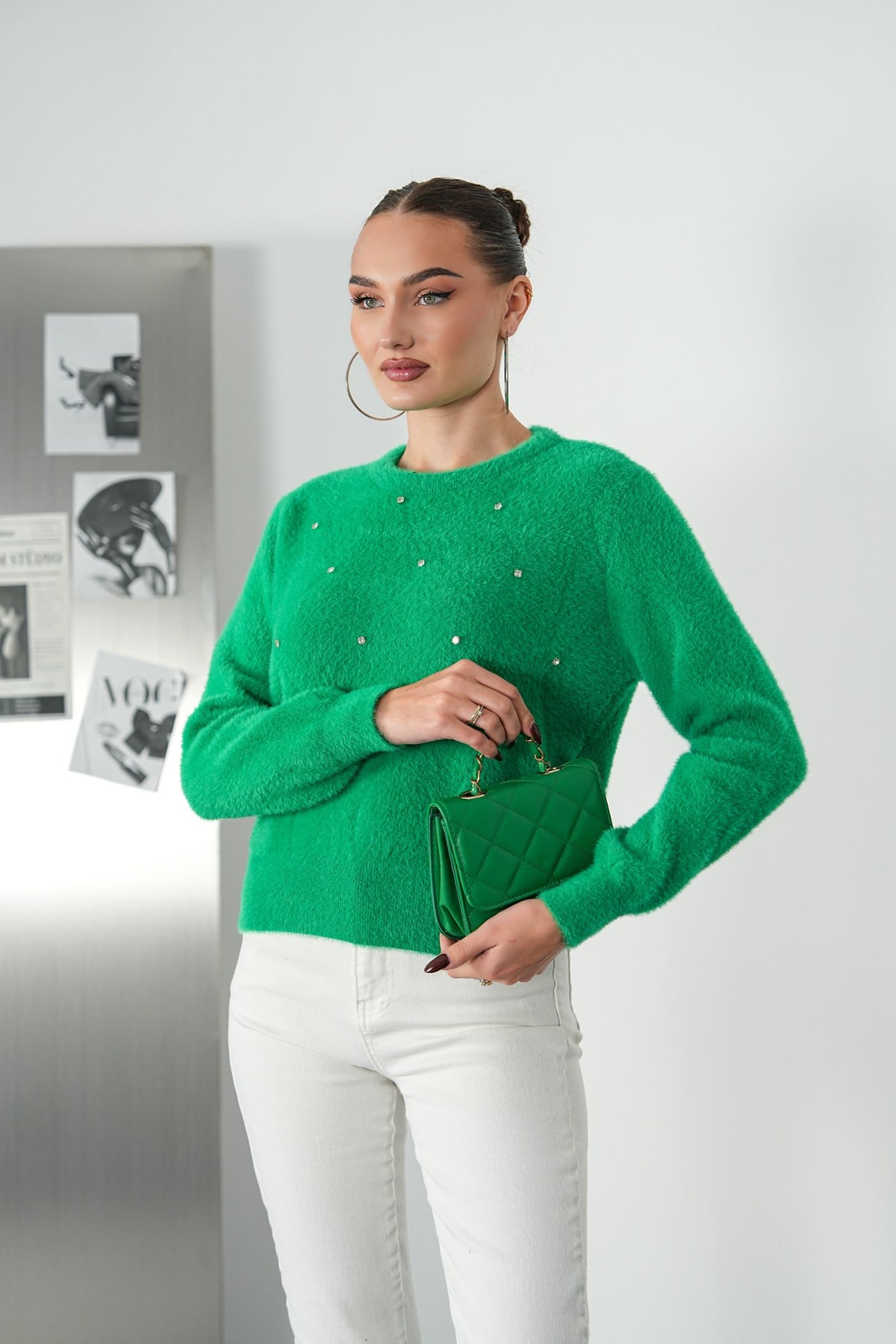 Taş Detaylı Soft Triko Kazak