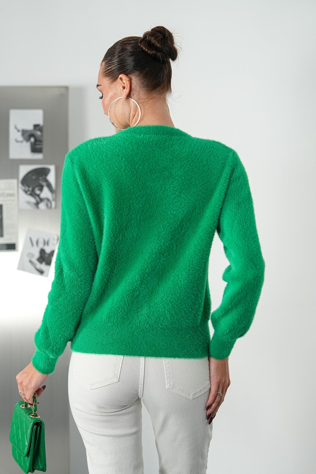 Taş Detaylı Soft Triko Kazak