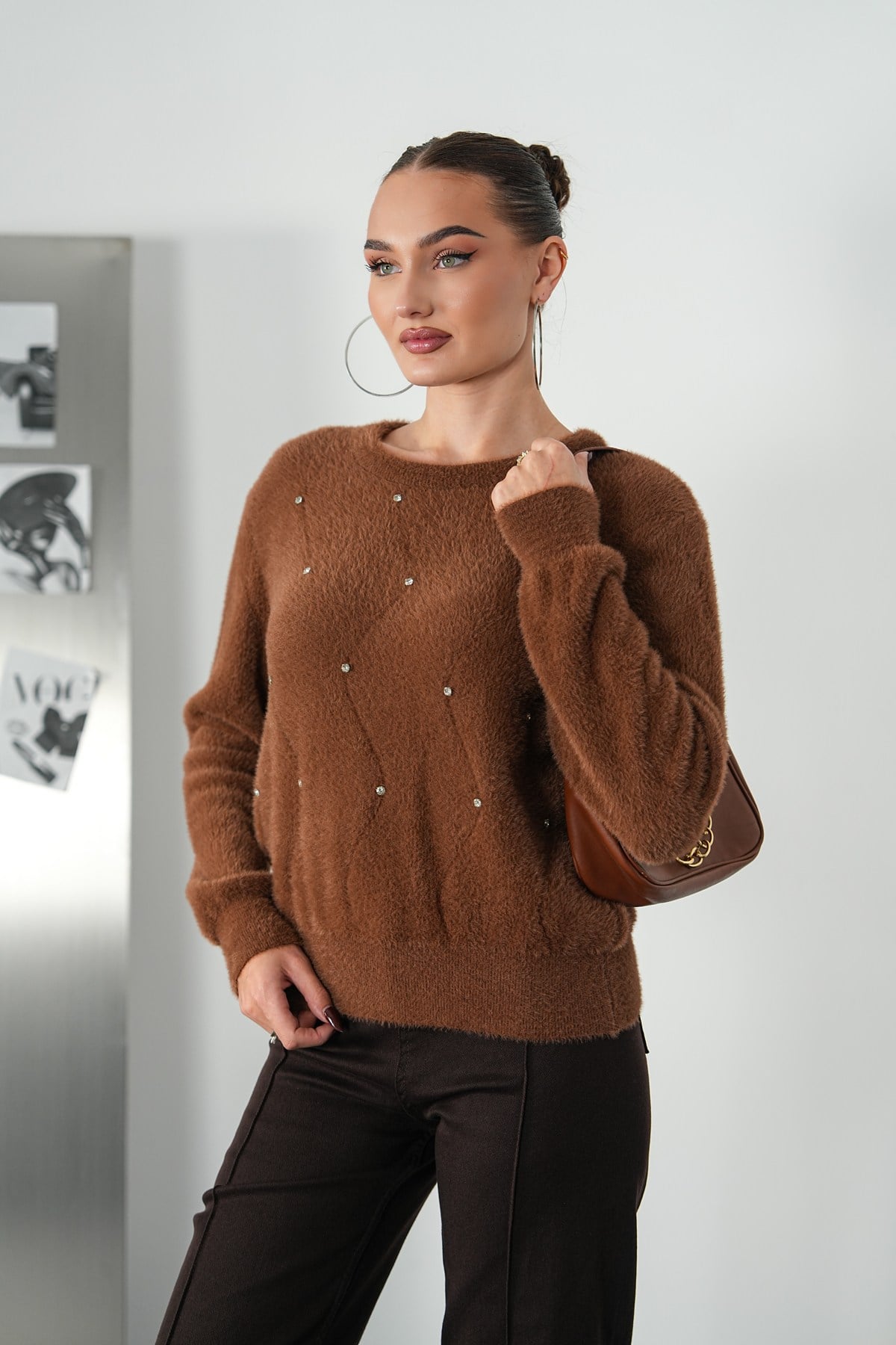 Taş Detaylı Soft Triko Kazak