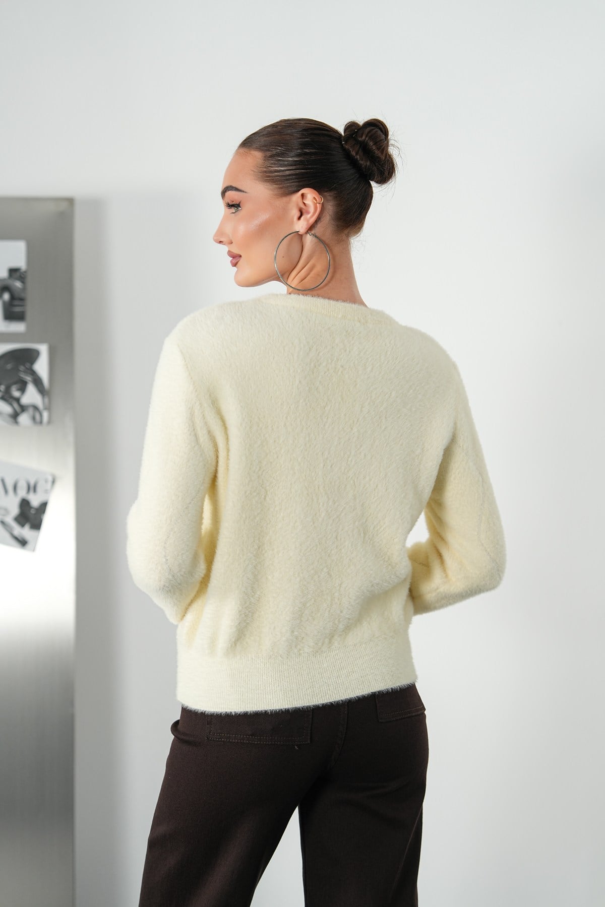 Taş Detaylı Soft Triko Kazak