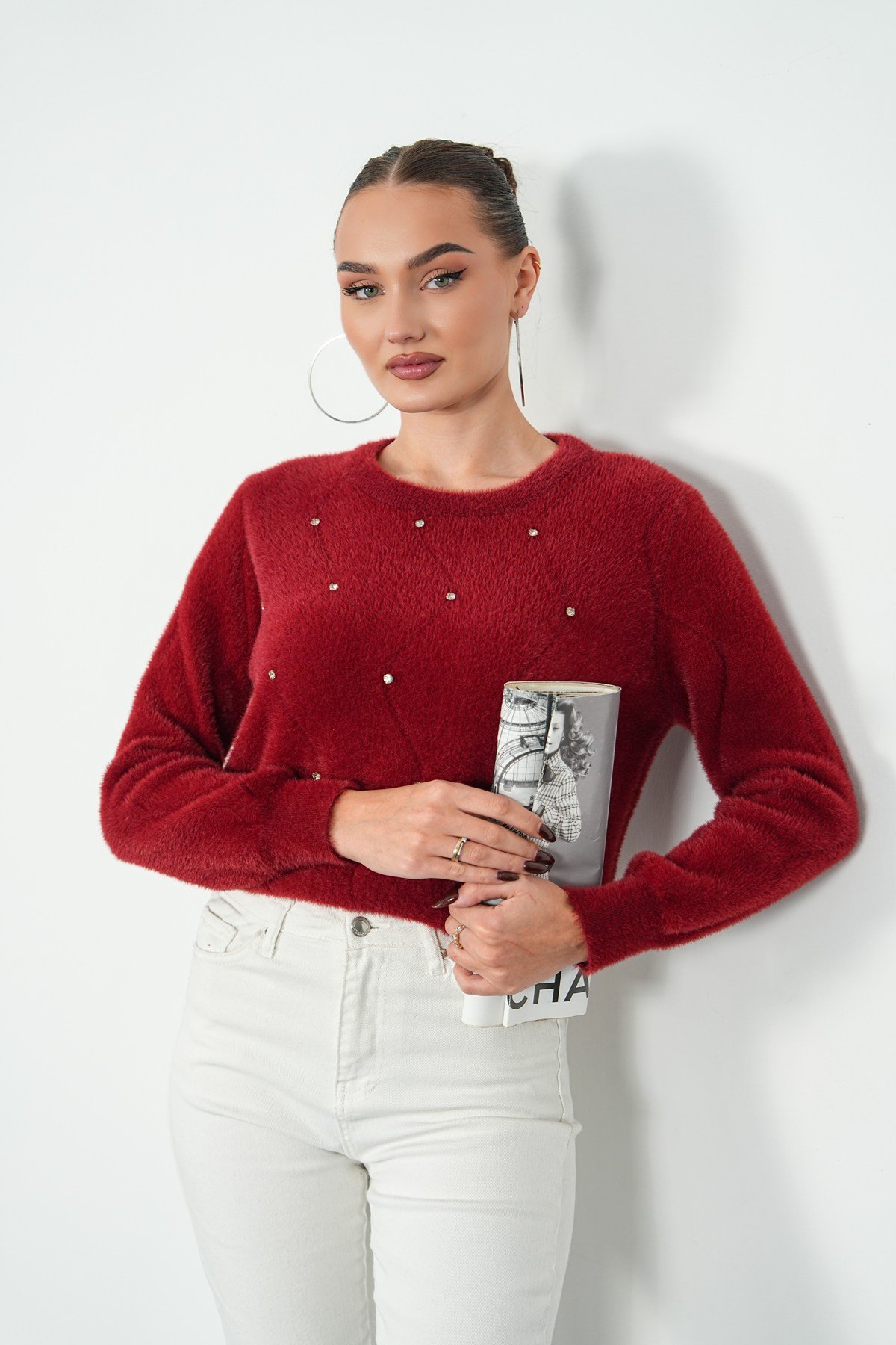 Taş Detaylı Soft Triko Kazak