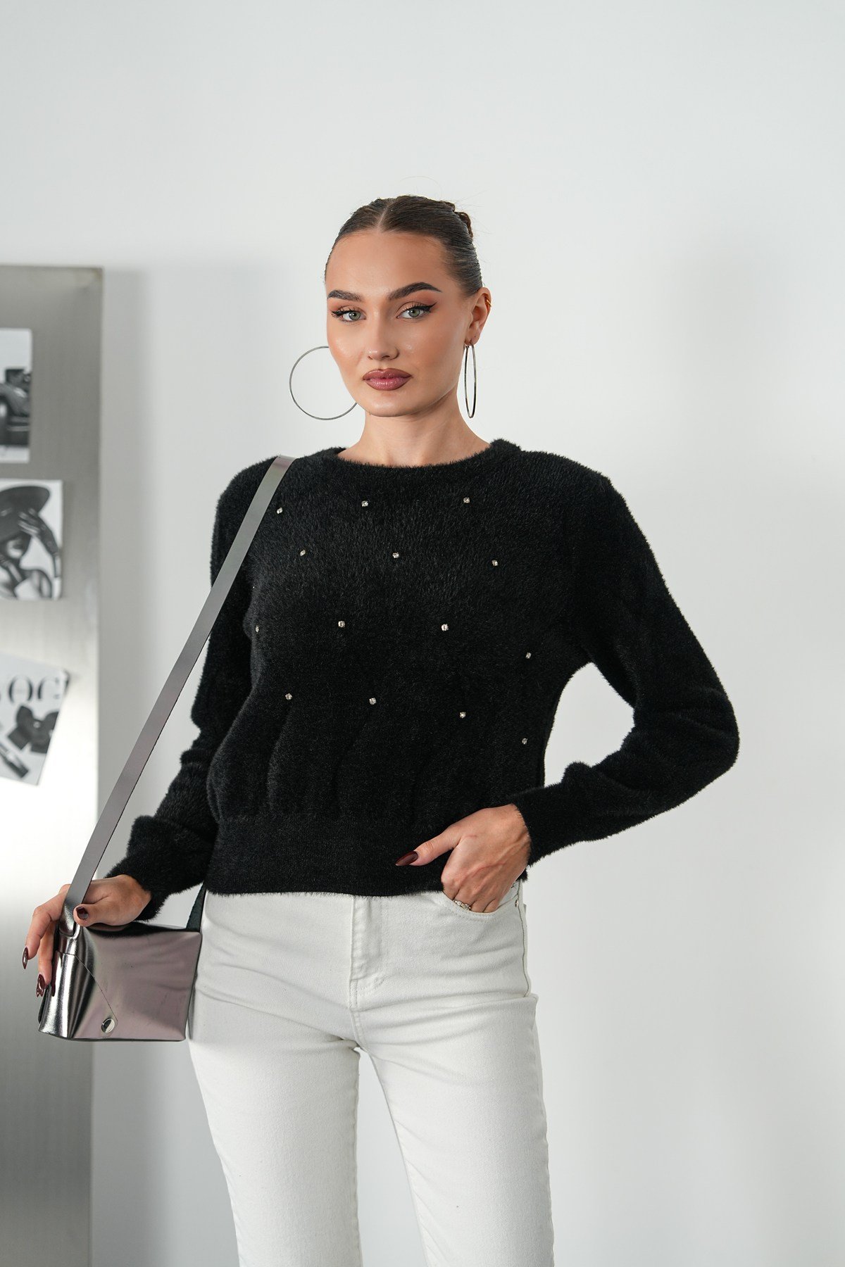 Taş Detaylı Soft Triko Kazak