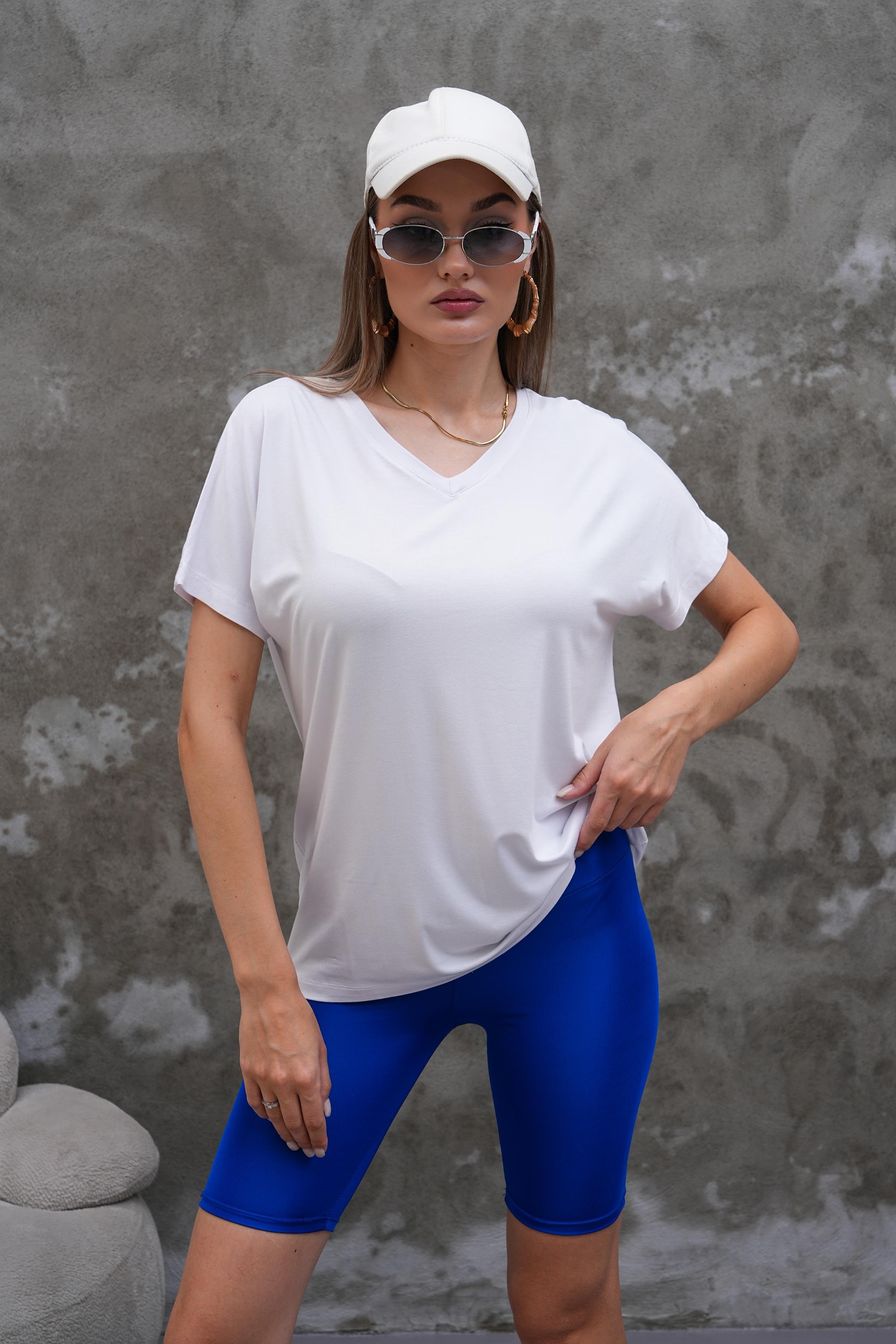 V Yaka Bambu Viskon T-Şhirt-Beyaz 