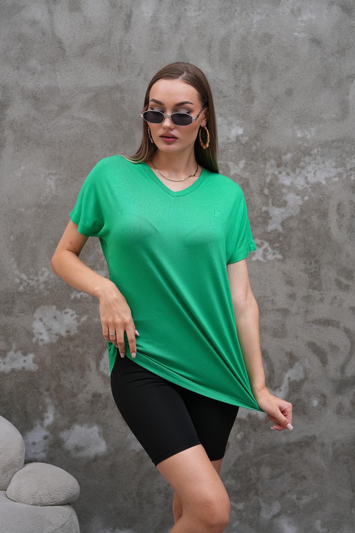 V Yaka Bambu Viskon T-Şhirt-Yeşil