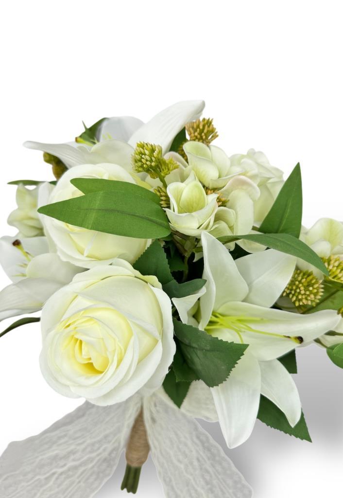 Gelin Çiçeği Yapay Çiçek Beyaz Gül Lilyum Ve Ortanca Aradallar Gelin Buketi