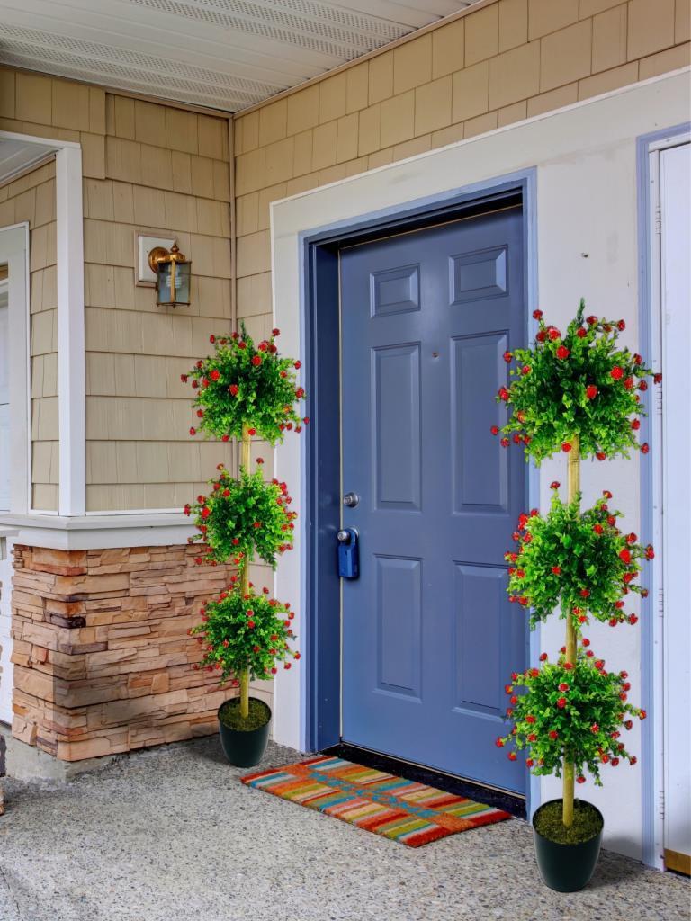 Yapay Ağaç Kırmızı Mineli Şimşir Top Siyah Saksılı 115*30cm 