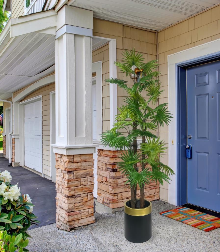 Yapay Ağaç Yelpaze Palmiye 4Katlı Fanpalm 32 Yaprak Altın Kemerli Siyah Saksıda 170*65cm