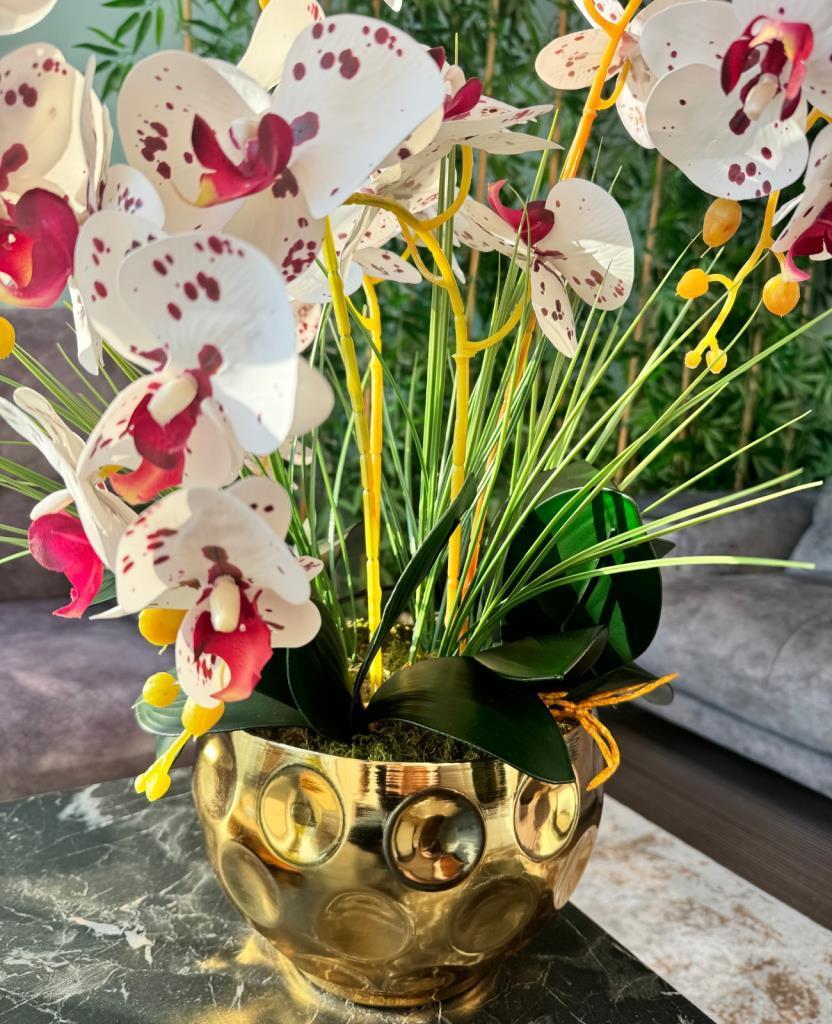 Yapay Çiçek 4lü Bordo Çilli Beyaz Islak Orkide Metal Yuvarlak Gold Vazoda Orkide 50cm