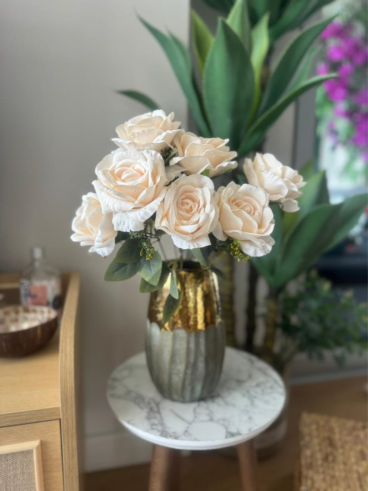 Yapay Çiçek 7li Gül Demeti 40*30cm 1.Kalite Büyükboy KREM