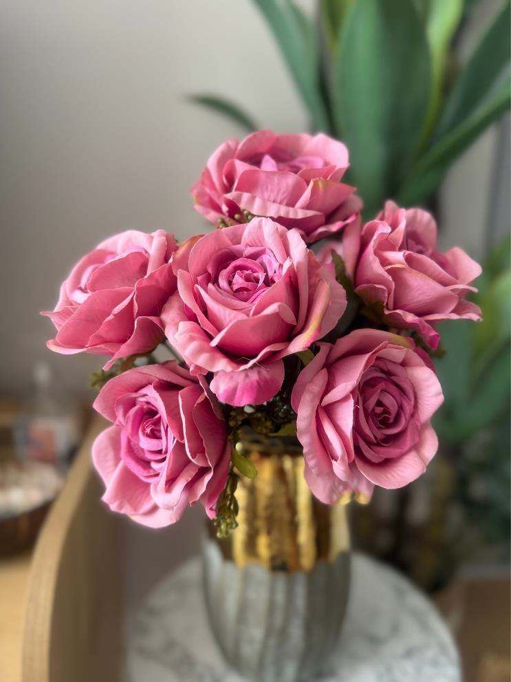 Yapay Çiçek 7li Gül Demeti 40*30cm 1.Kalite Büyükboy FUŞYA PEMBE