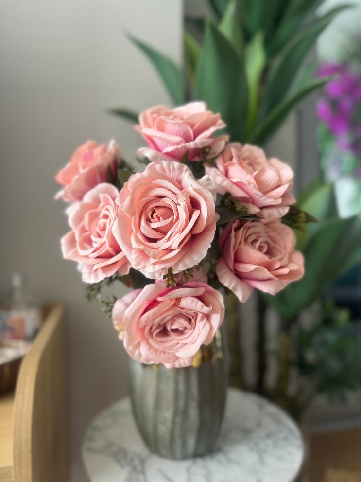 Yapay Çiçek 7li Gül Demeti 40*30cm 1.Kalite Büyükboy MERCAN PEMBE