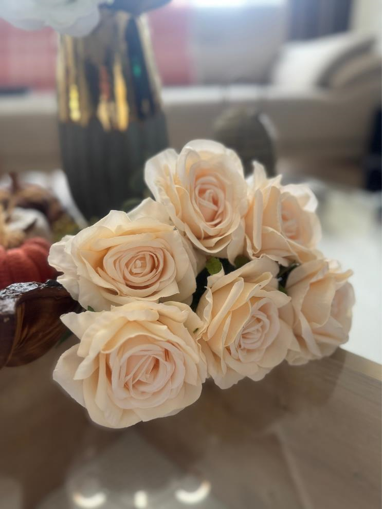 Yapay Çiçek 7li Gül Demeti 40*30cm 1.Kalite Büyükboy KREM