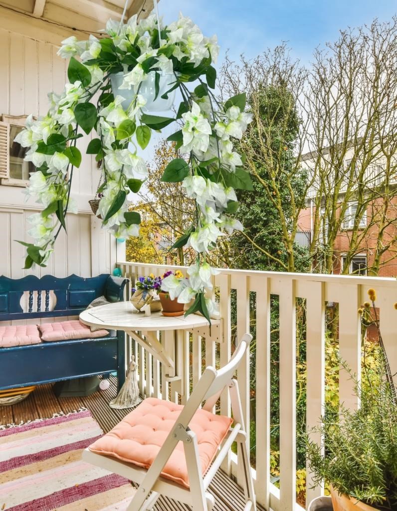 Yapay Çiçek Begonvil Beyaz Sarkaç Askılı Saksıda Balkon Çiçeği Çiçek Sepeti