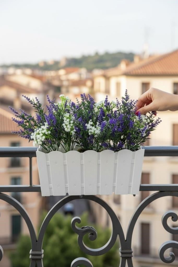 Yapay Çiçek Beyaz Balkon Saksıda Küpeşte Askılı Lavanta Ve Cipso Çiçeği 50cm