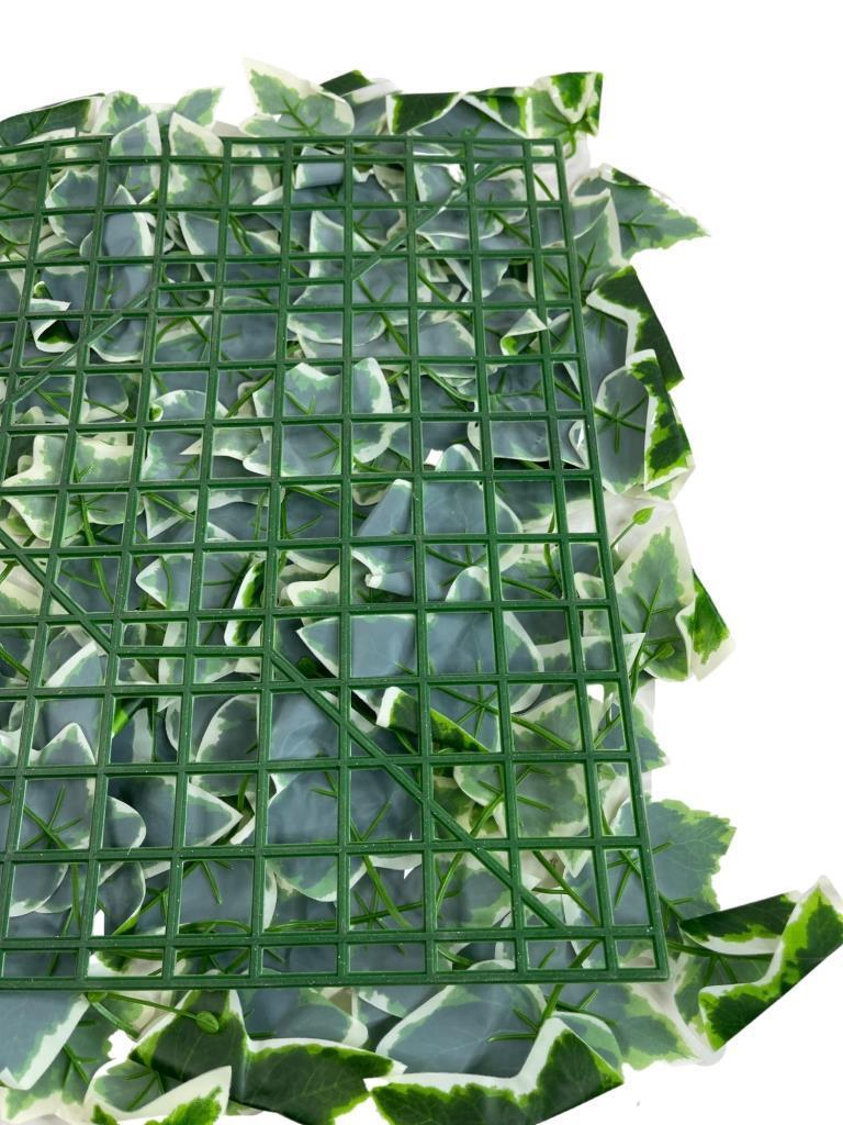 Yapay Çiçek Duvar Kaplama Panel Sarmaşık Hedera Tabaka 45x60 cm YeşilBeyaz Dik Duvar Uygulama
