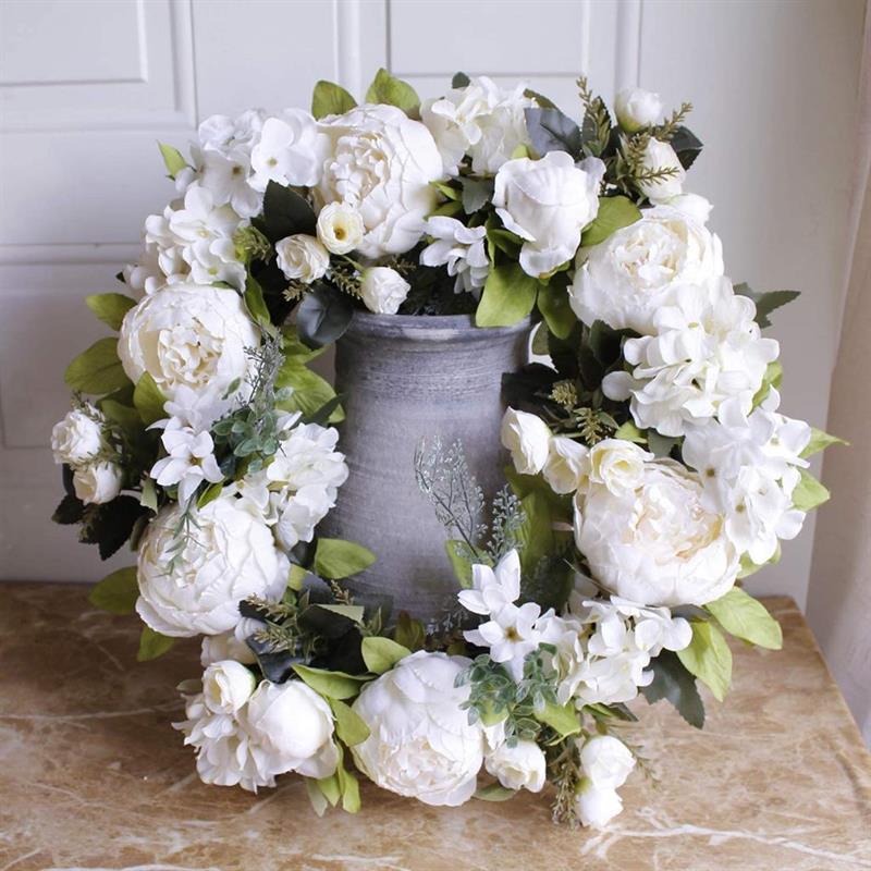 Yapay Çiçek Kapı Süsü Beyaz Şakayık Marsilya Güllü Yılbaşı Kapı Çelengi