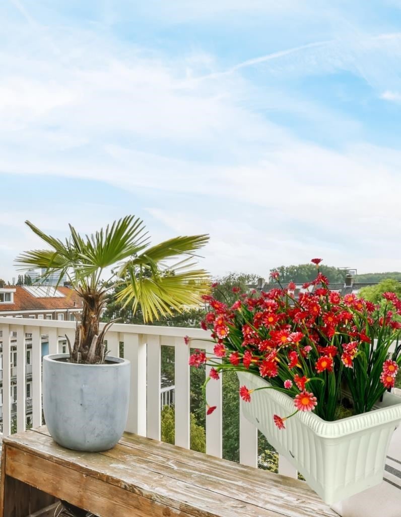 Yapay Çiçek Kırmızı Papatya Küpeşte Askılı Saksıda Balkon Çiçeği Çiçek Sepeti