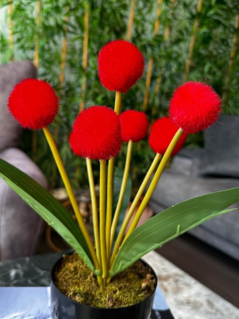 Yapay Çiçek Kırmızı Pompon Siyah Saksıda Dekoratif Yapay Çiçek 30*20cm