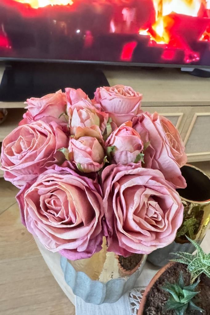 Yapay Çiçek Kuru Gül Pembe Gül Kurusu Renk 6Çiçek 4Tomurcuk 10lu Demet Gelin Çiçeği Buketi