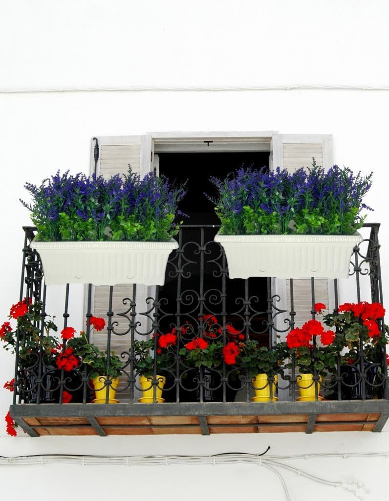 Yapay Çiçek Mor Lavanta Küpeşte Askılı Saksıda Balkon Çiçeği Çiçek Sepeti