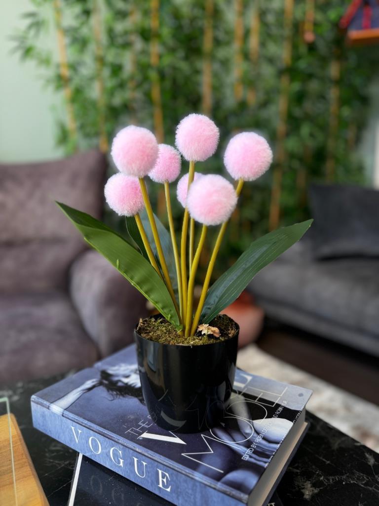 Yapay Çiçek Pembe Pompon Siyah Saksıda Dekoratif Yapay Çiçek 30*20cm