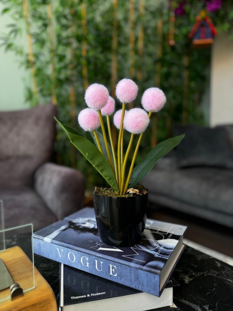Yapay Çiçek Pembe Pompon Siyah Saksıda Dekoratif Yapay Çiçek 30*20cm